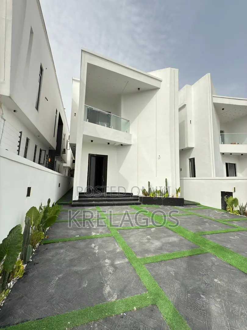 5bdrm Duplex in Ado / Ajah for sale