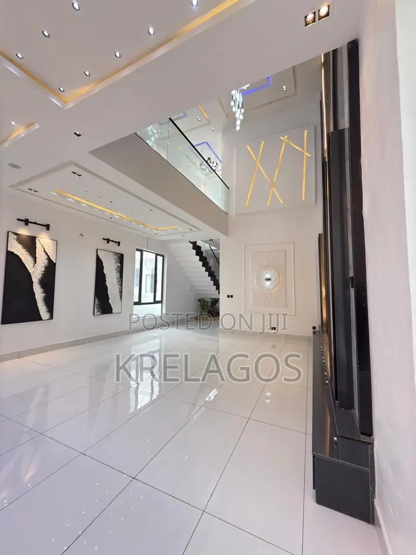 5bdrm Duplex in Ado / Ajah for sale