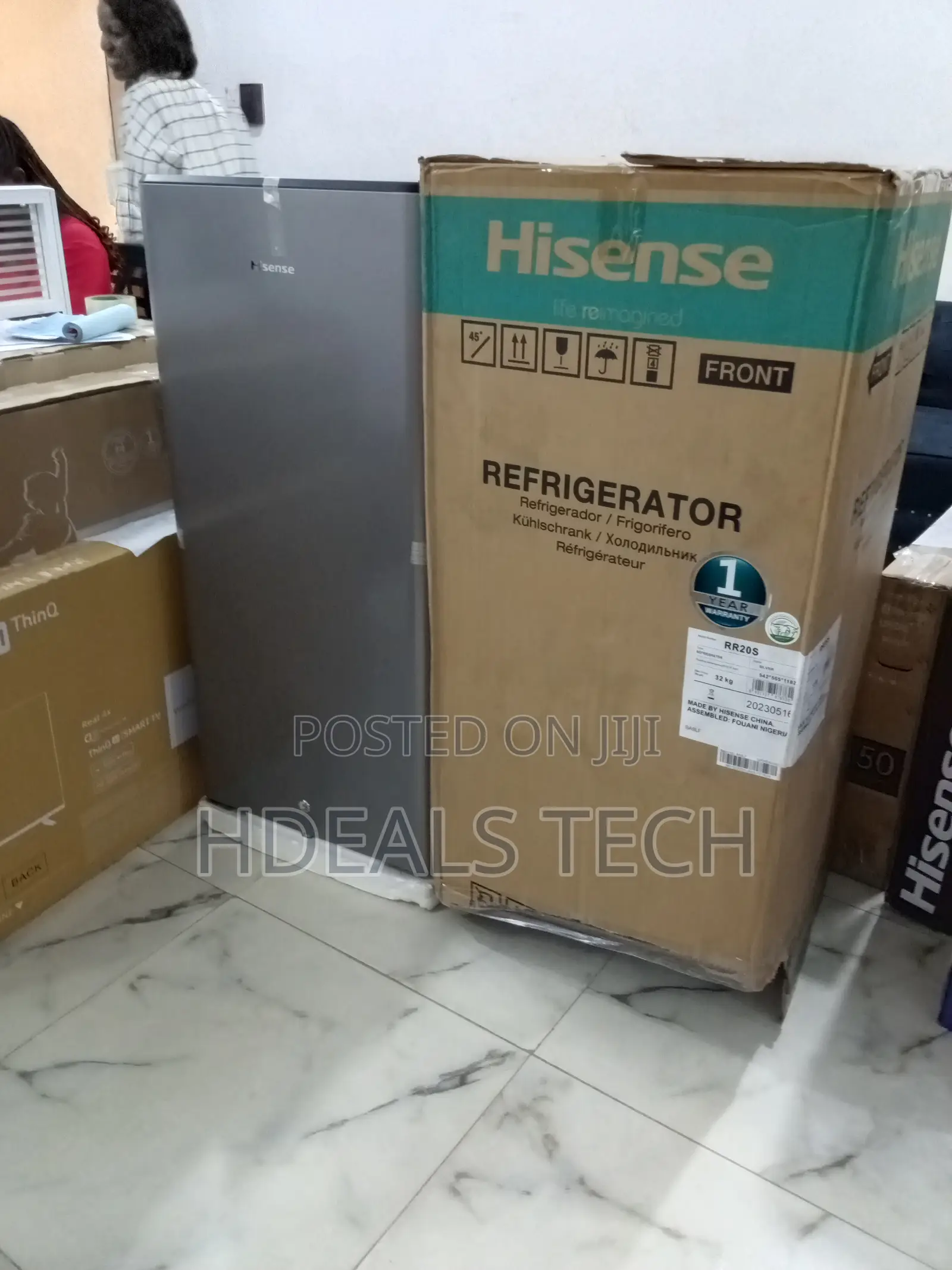 Hisense Rr20s - Quiet and Reliable 150l Fridge