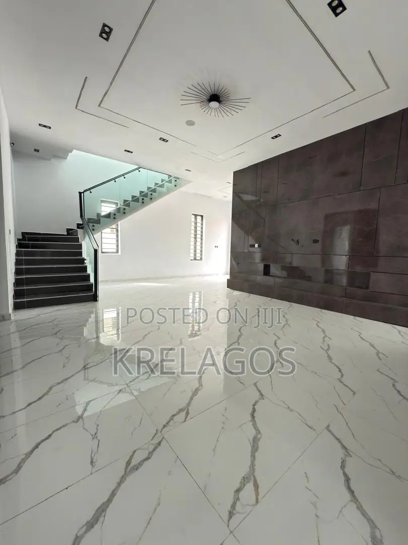 4bdrm Duplex in Ado / Ajah for sale