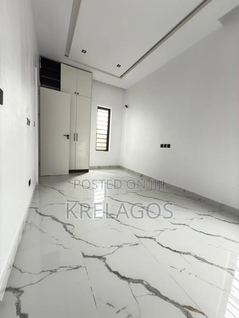 4bdrm Duplex in Ado / Ajah for sale