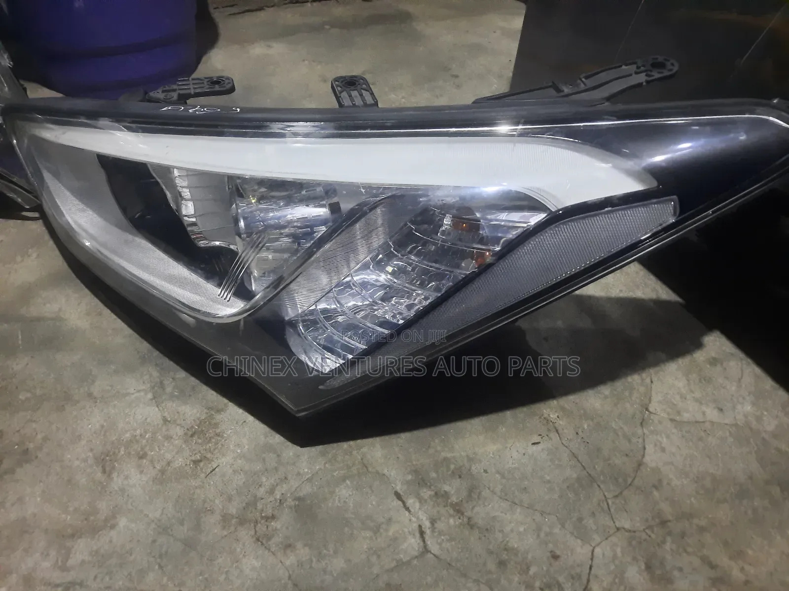 Headlamp Santafe 2012 Charger