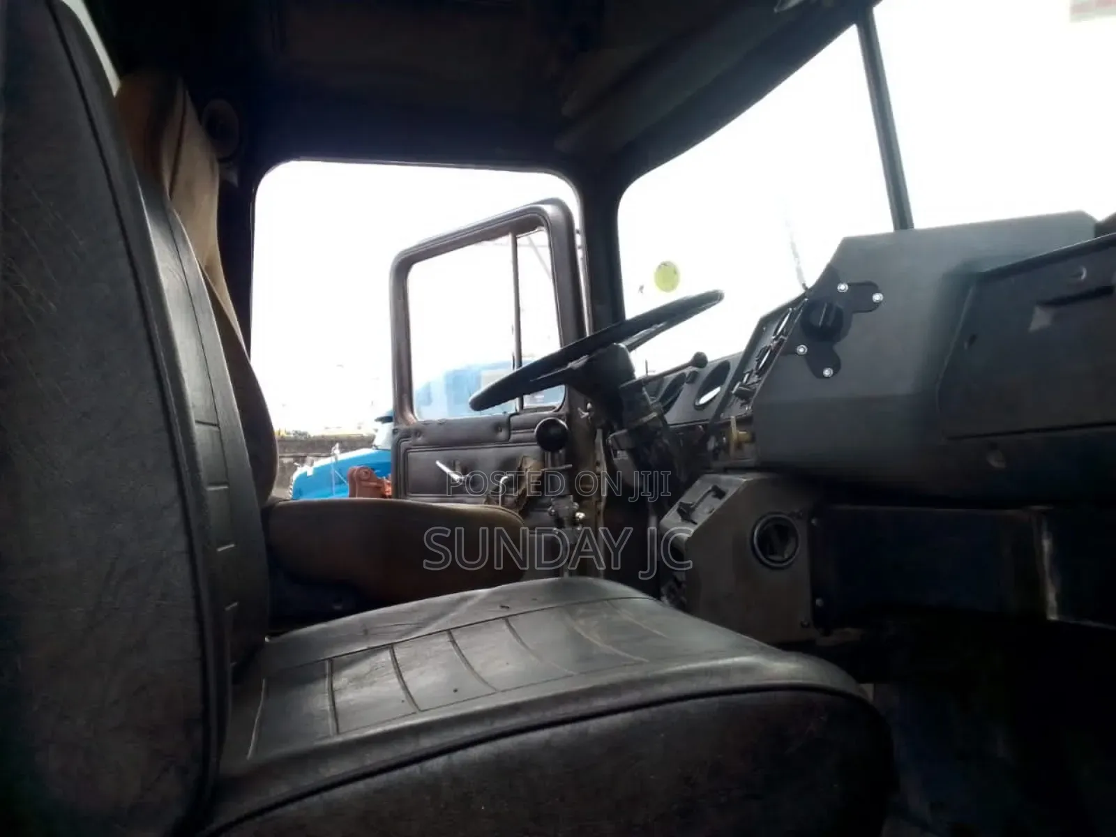 Tokunbo 30tons R Model Mack Ten Tyres Dump Truck 24rim Super