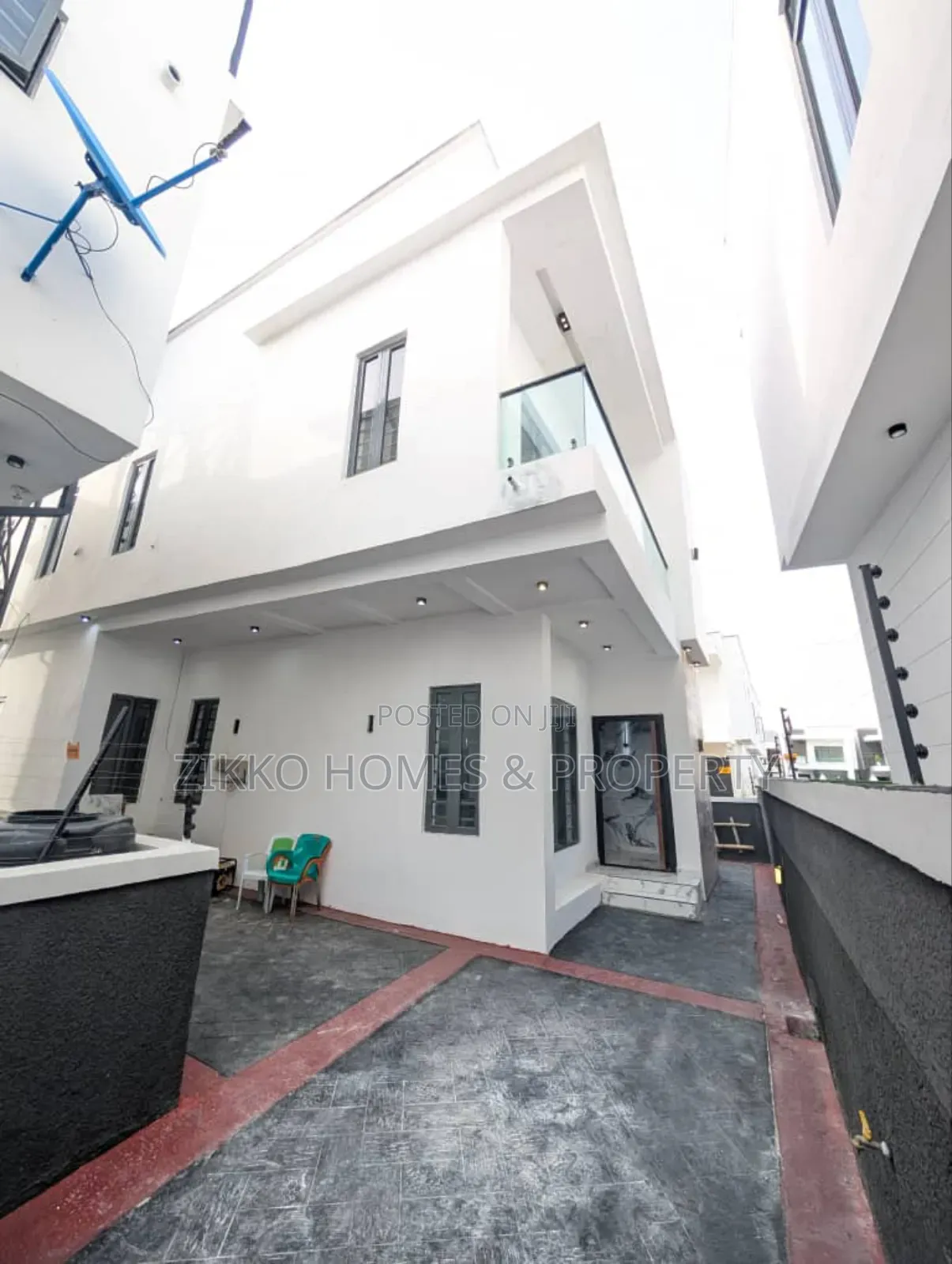 4bdrm Duplex in Ajah for sale