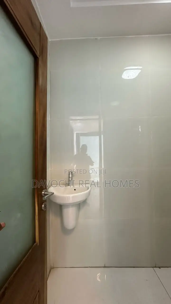 1bdrm Apartment in Osapa London for rent