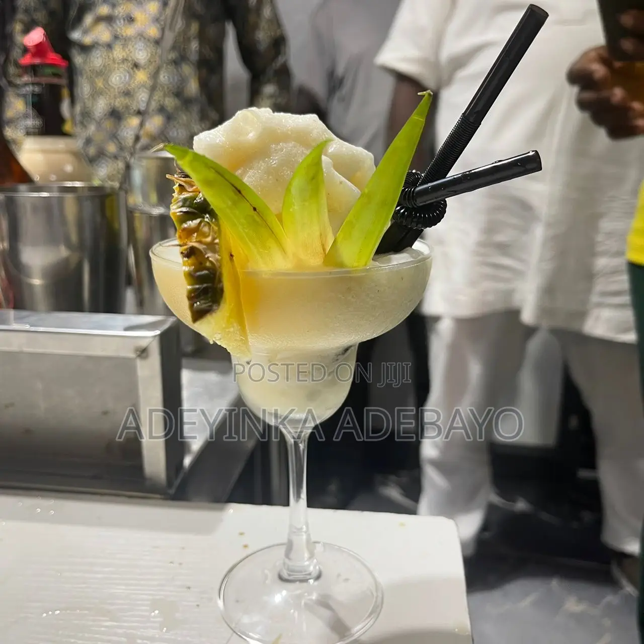 Cocktails and Mocktails at Your Service