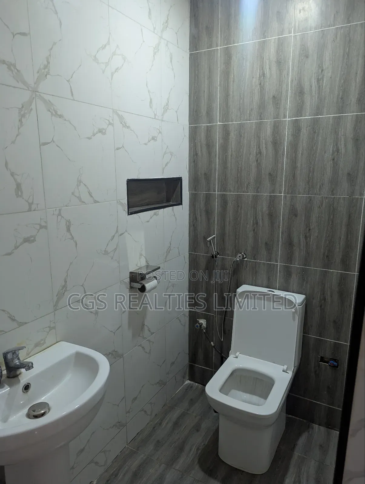 Furnished 2bdrm Block of Flats in Asokoro for rent