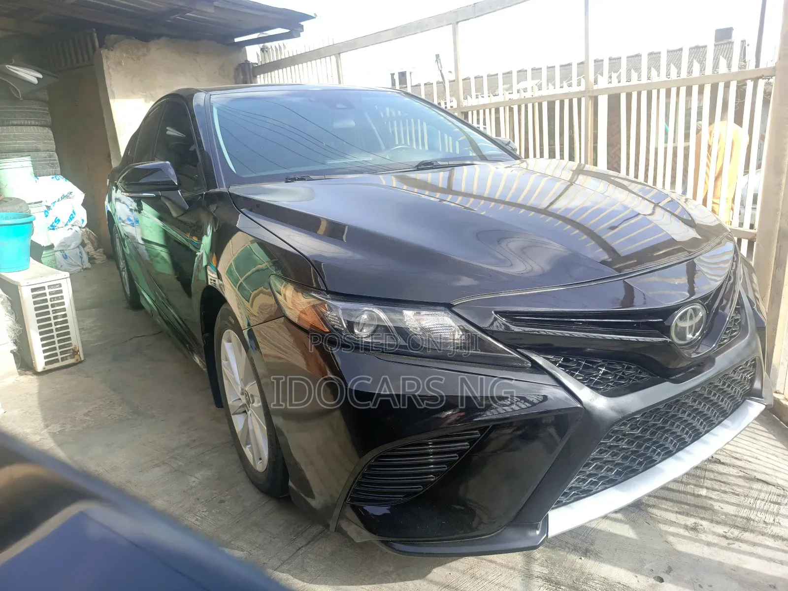 Toyota Camry SE 2022 Black