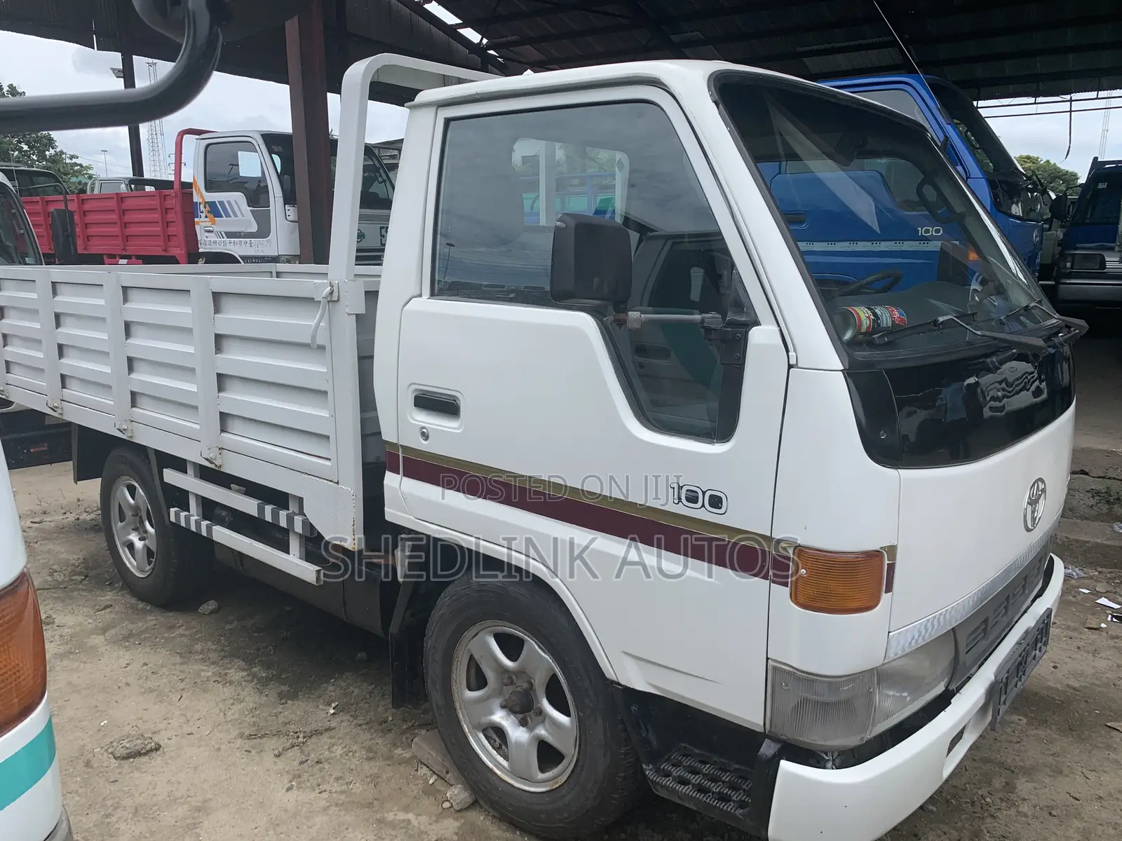 Toyota Dyna 100 2000 Model