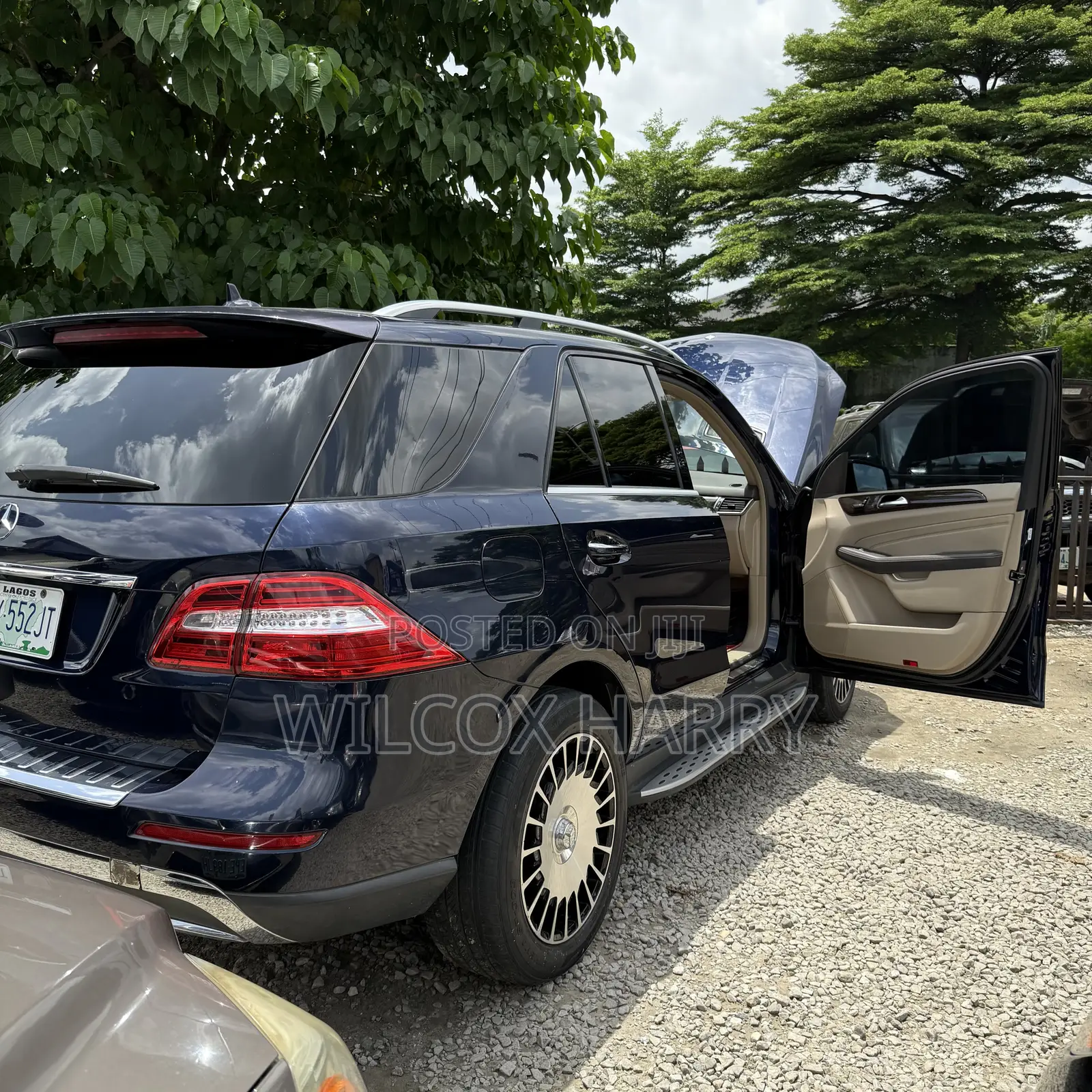 Mercedes-Benz M Class ML350 4MATIC 4dr SUV AWD (3.5L 6cyl 7A) 2014 Blue
