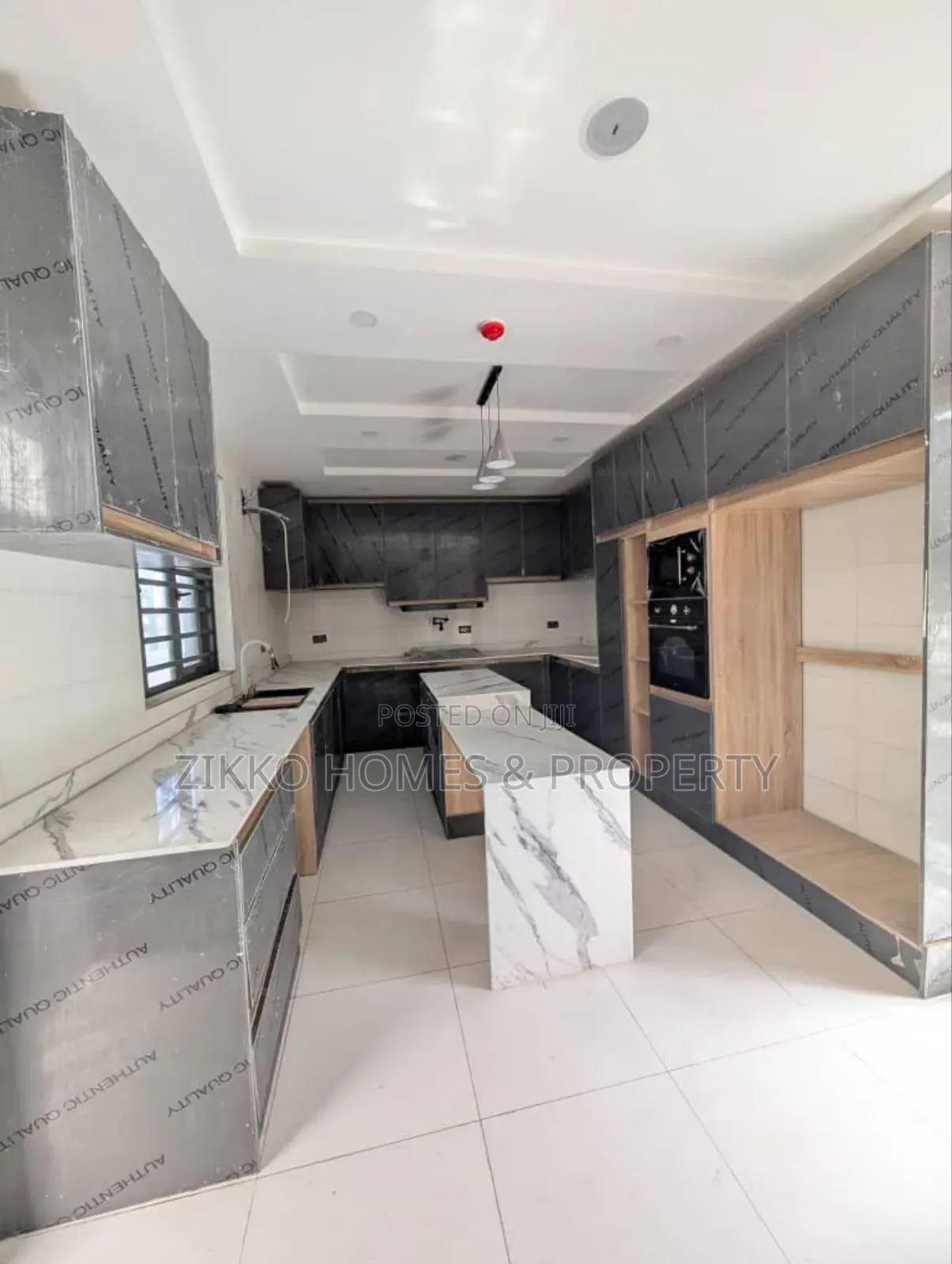 4bdrm Duplex in Orchid Road, Lekki for sale