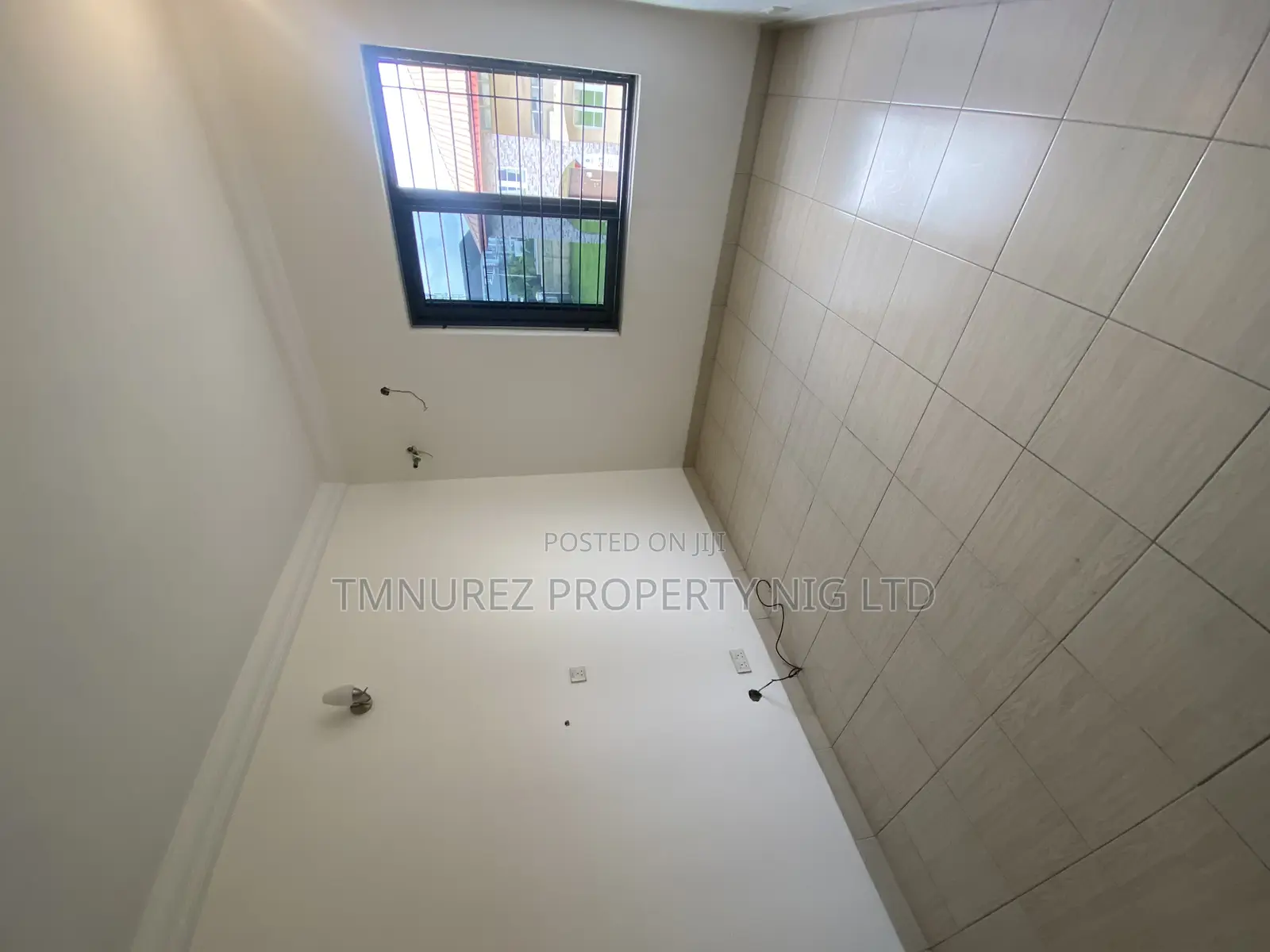 3bdrm Apartment in Osapa London, Lekki for rent