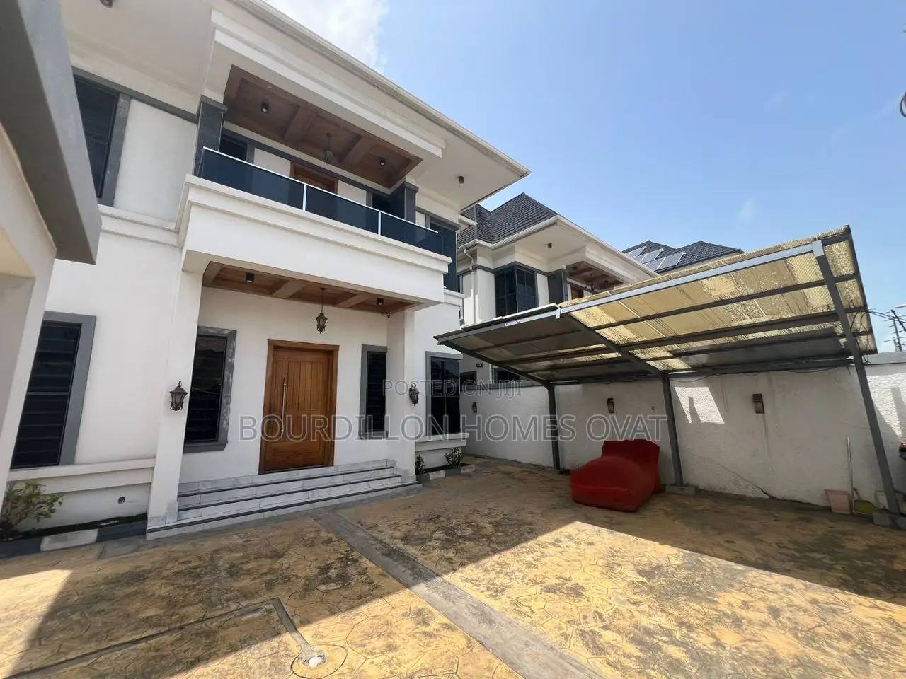 5bdrm Duplex in Osapa london for sale