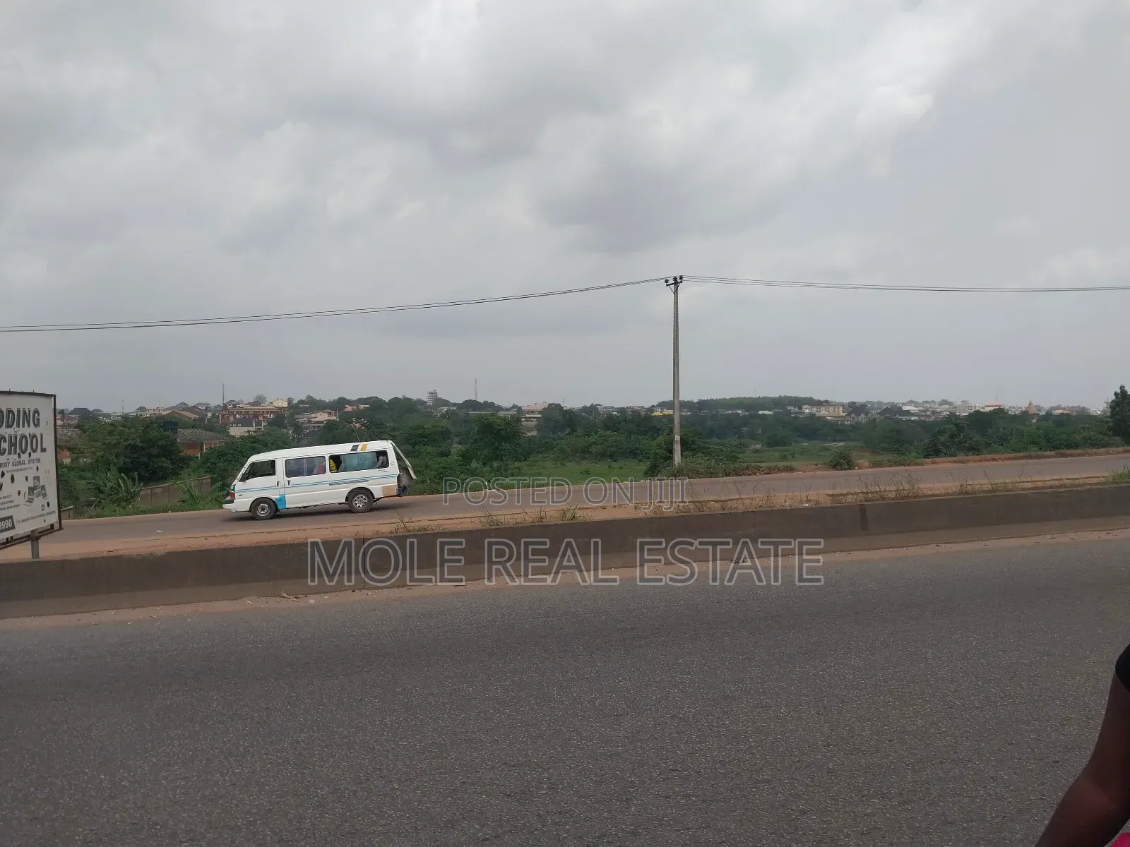 Half Plot Dwarf Fenced 4 Sale Ijegemo Semi Dry New Road