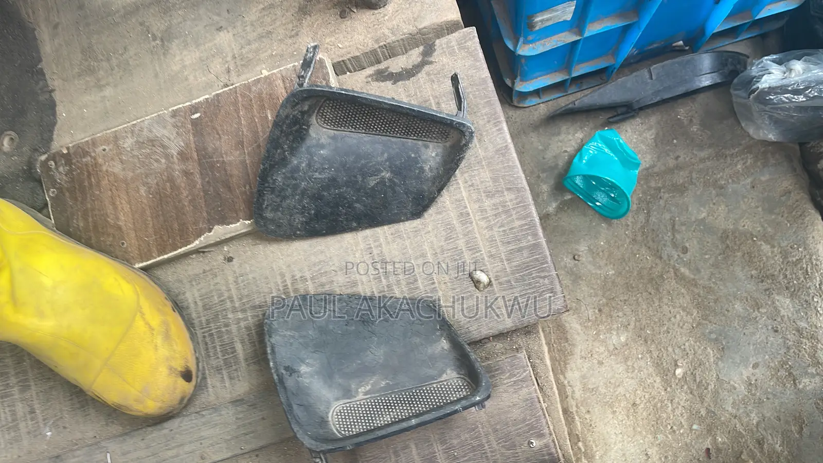 Toyota Corolla 010 Fog Lamp Cover (Body Spare Parts)