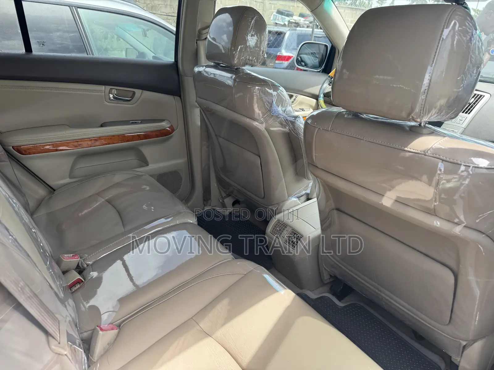 Lexus RX 330 2005 Gold