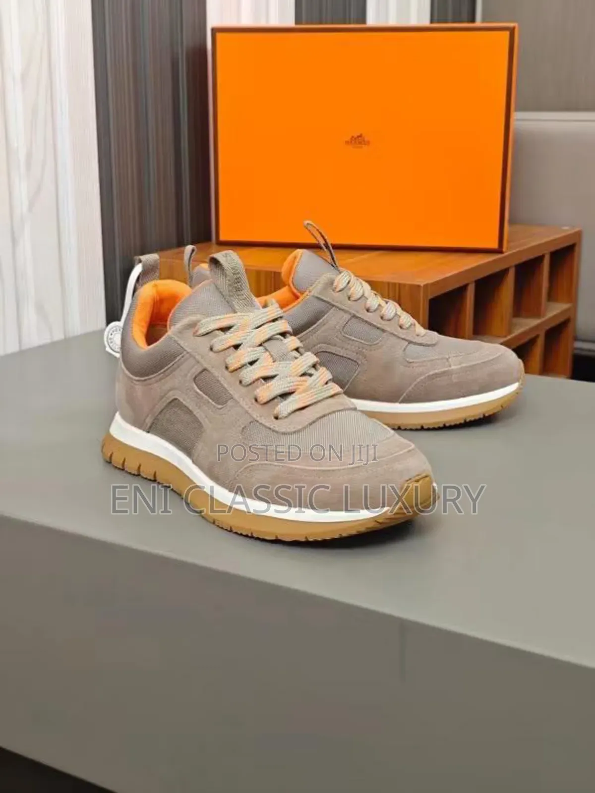 Original Luxury Designer Sneaker Hermes Well Branded Package