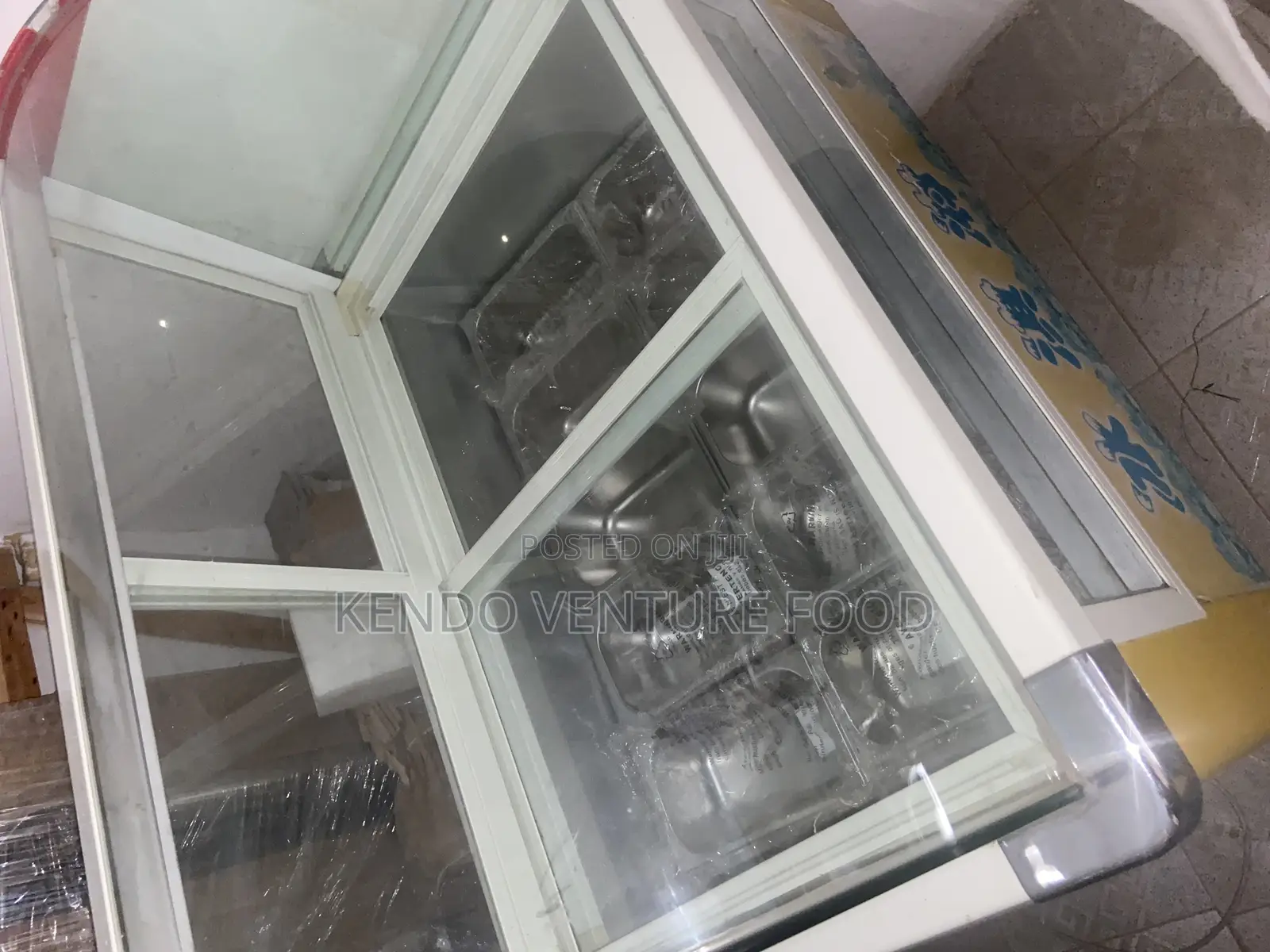 10 Plate Ice Cream Display Freezer