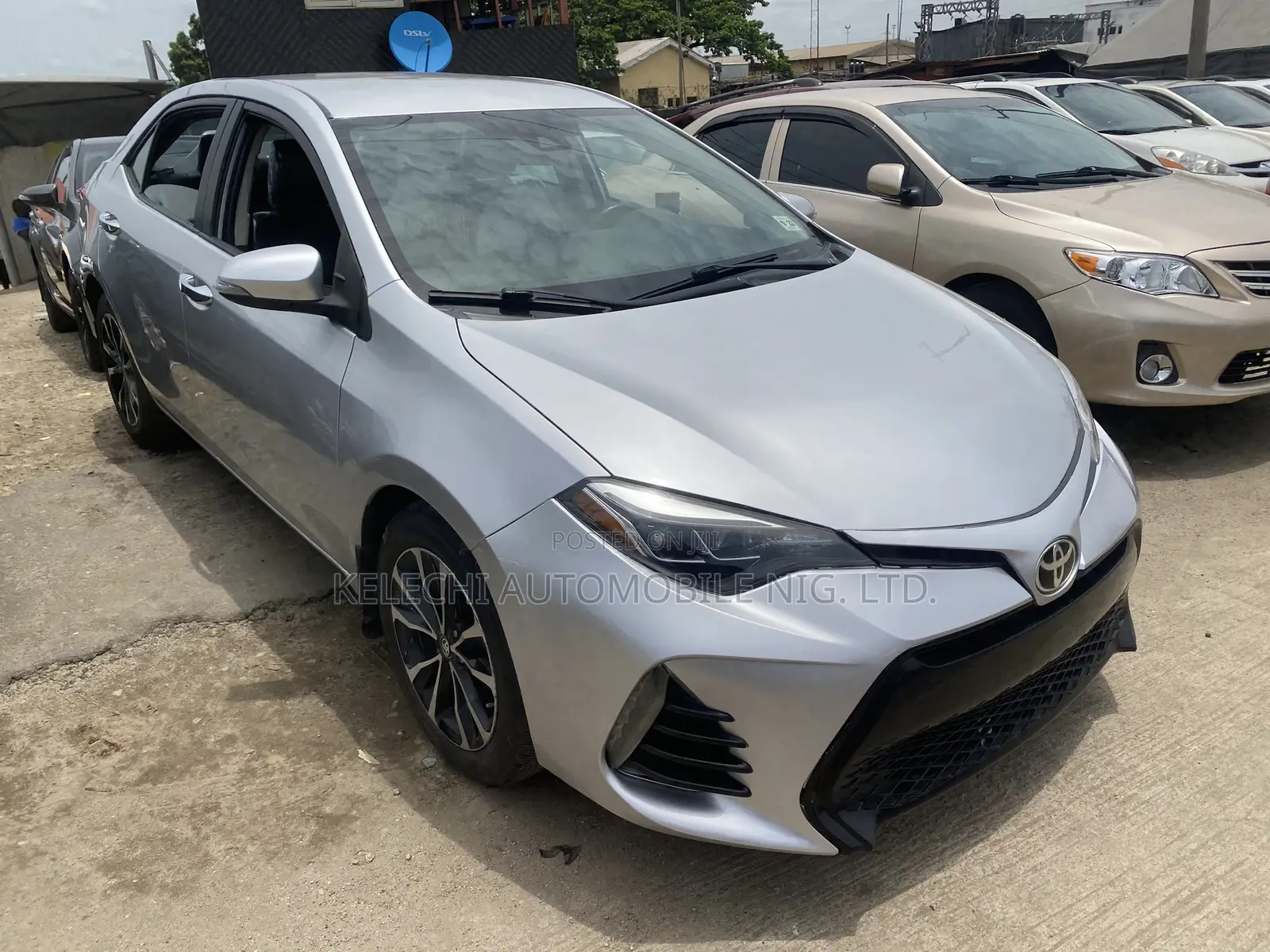 Toyota Corolla SE 4dr Sedan (1.8L 4cyl CVT) 2017 Silver