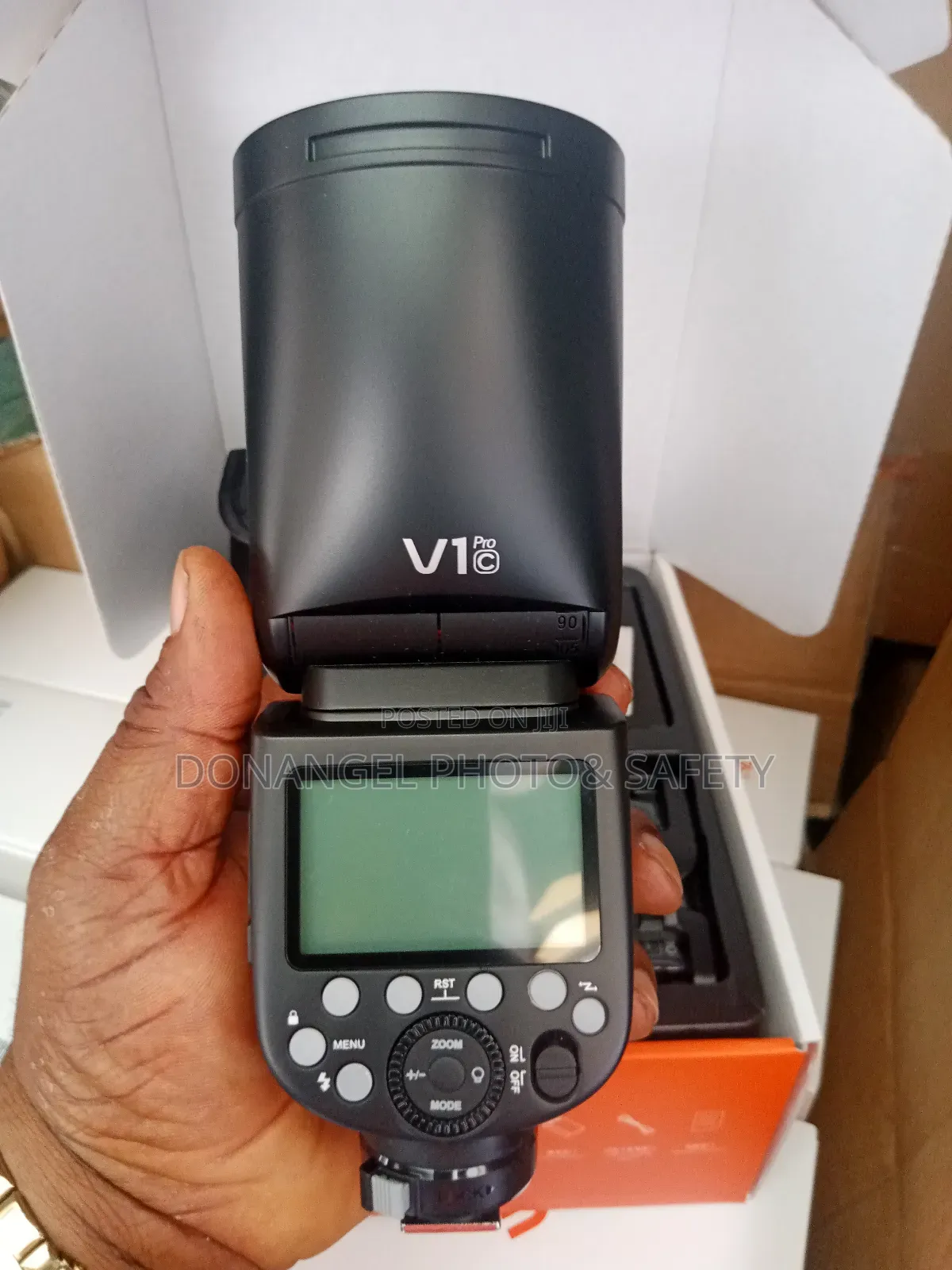 Godox V1pro Flashlight
