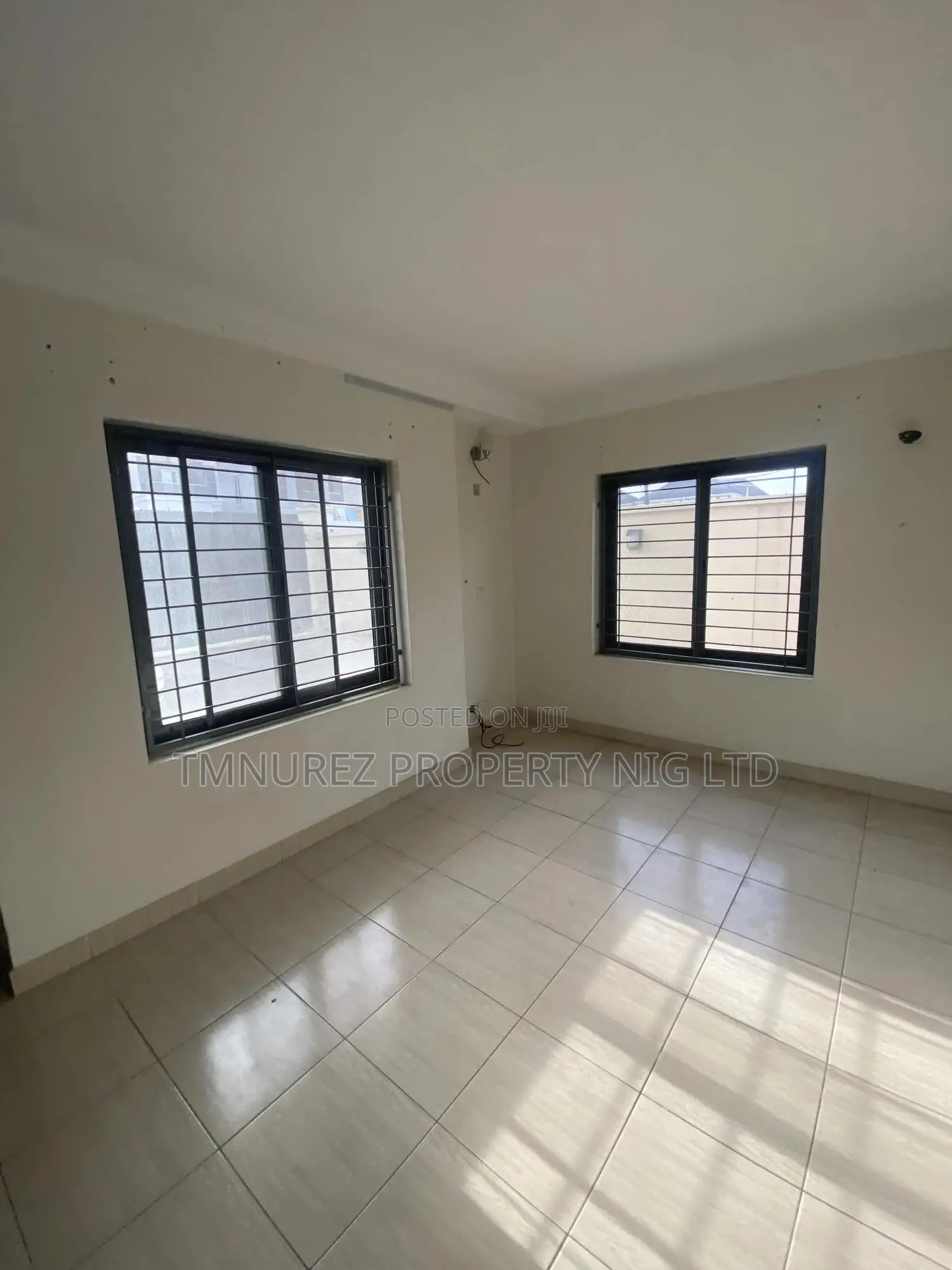3bdrm Apartment in Osapa London, Lekki for rent