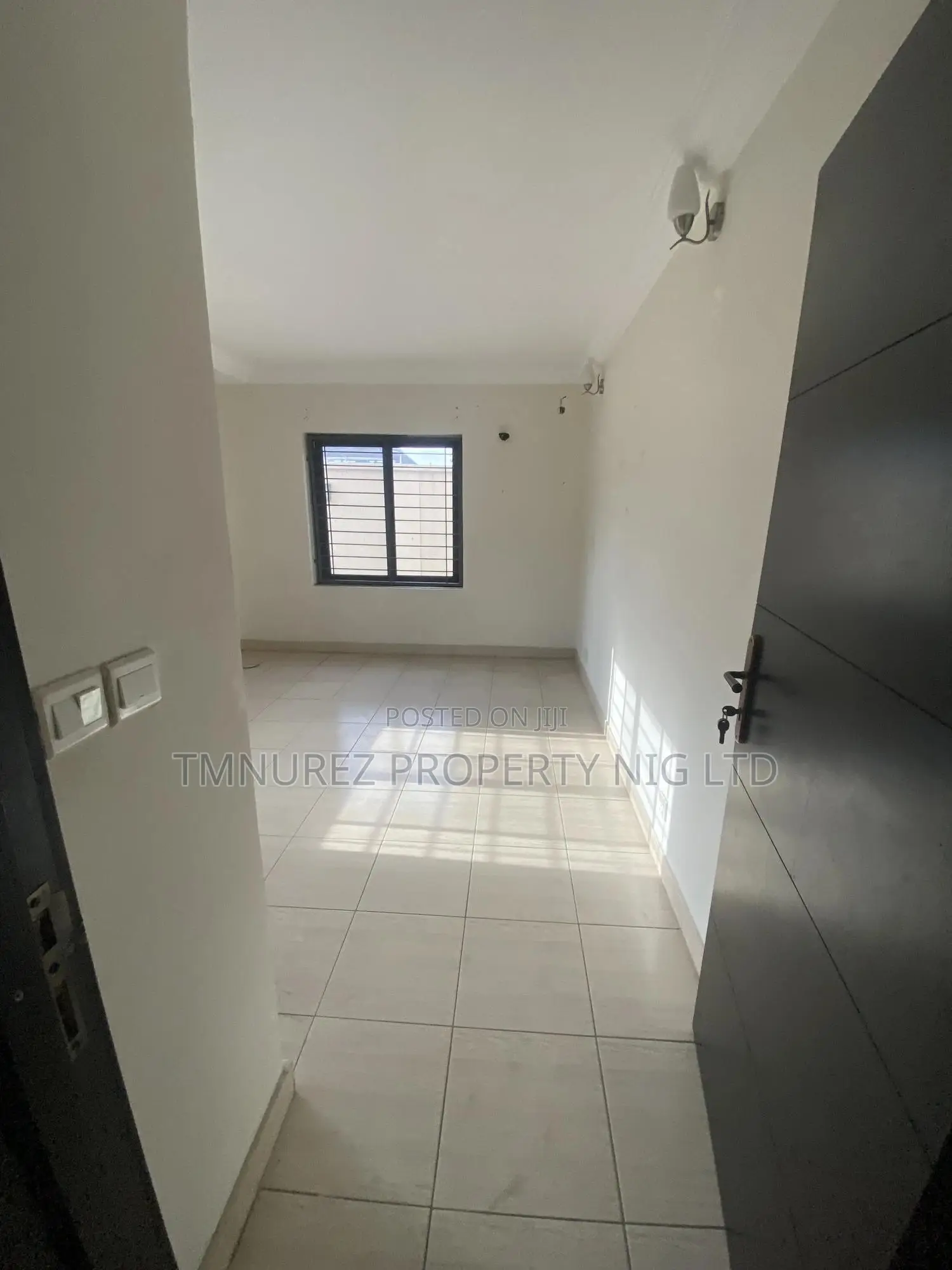 3bdrm Apartment in Osapa London, Lekki for rent