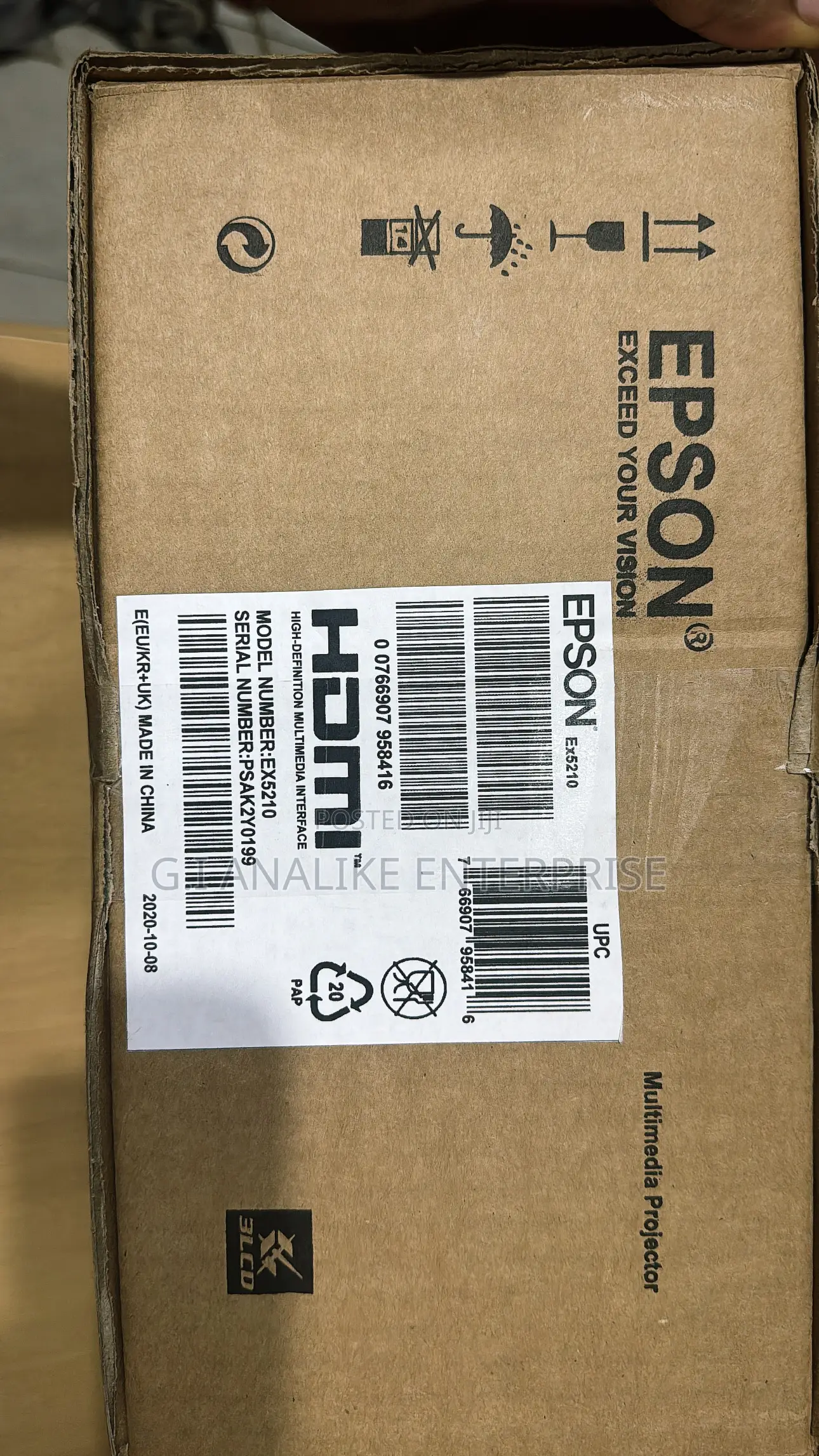 Epson Ex5210 Portable Xga 3lcd Projector.