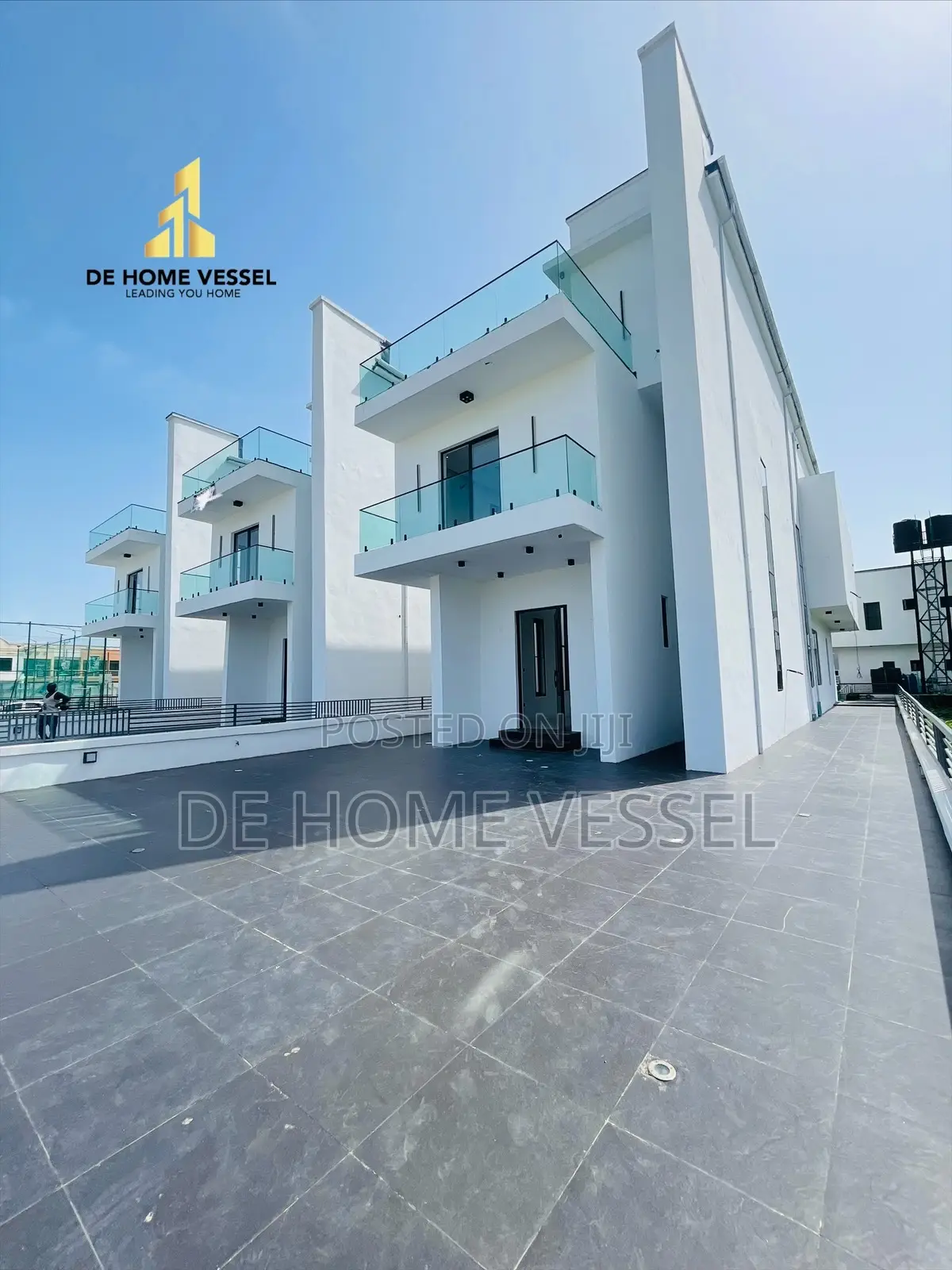 5bdrm Duplex in Lekki for sale