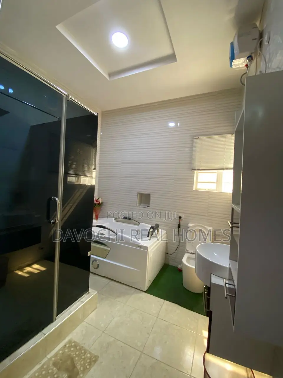 4bdrm Duplex in Chevron Toll Gate for rent