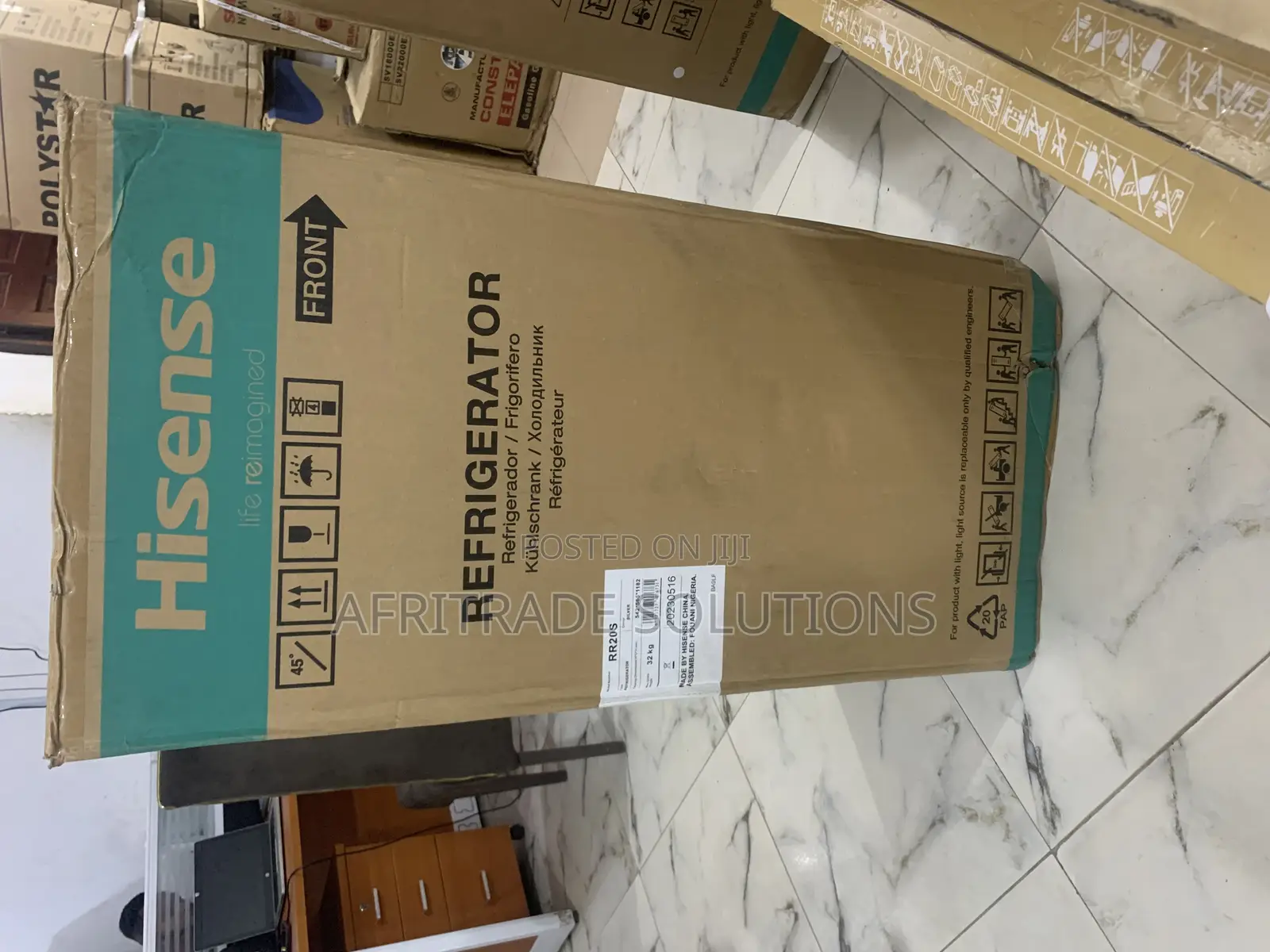 Silver Single Door Refrigerator: Hisense Rr20s