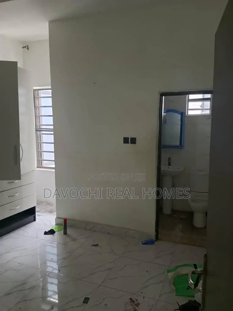 4bdrm Duplex in Orchid Road., Lekki Phase 2 for rent