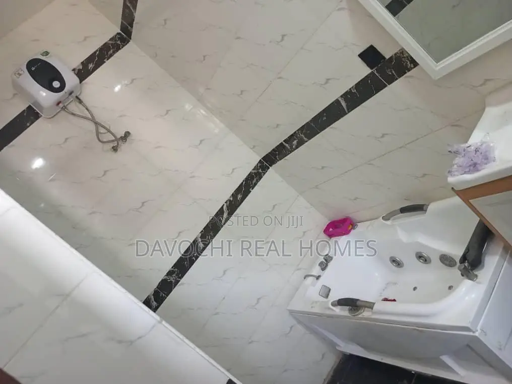 4bdrm Duplex in Orchid Road., Lekki Phase 2 for rent