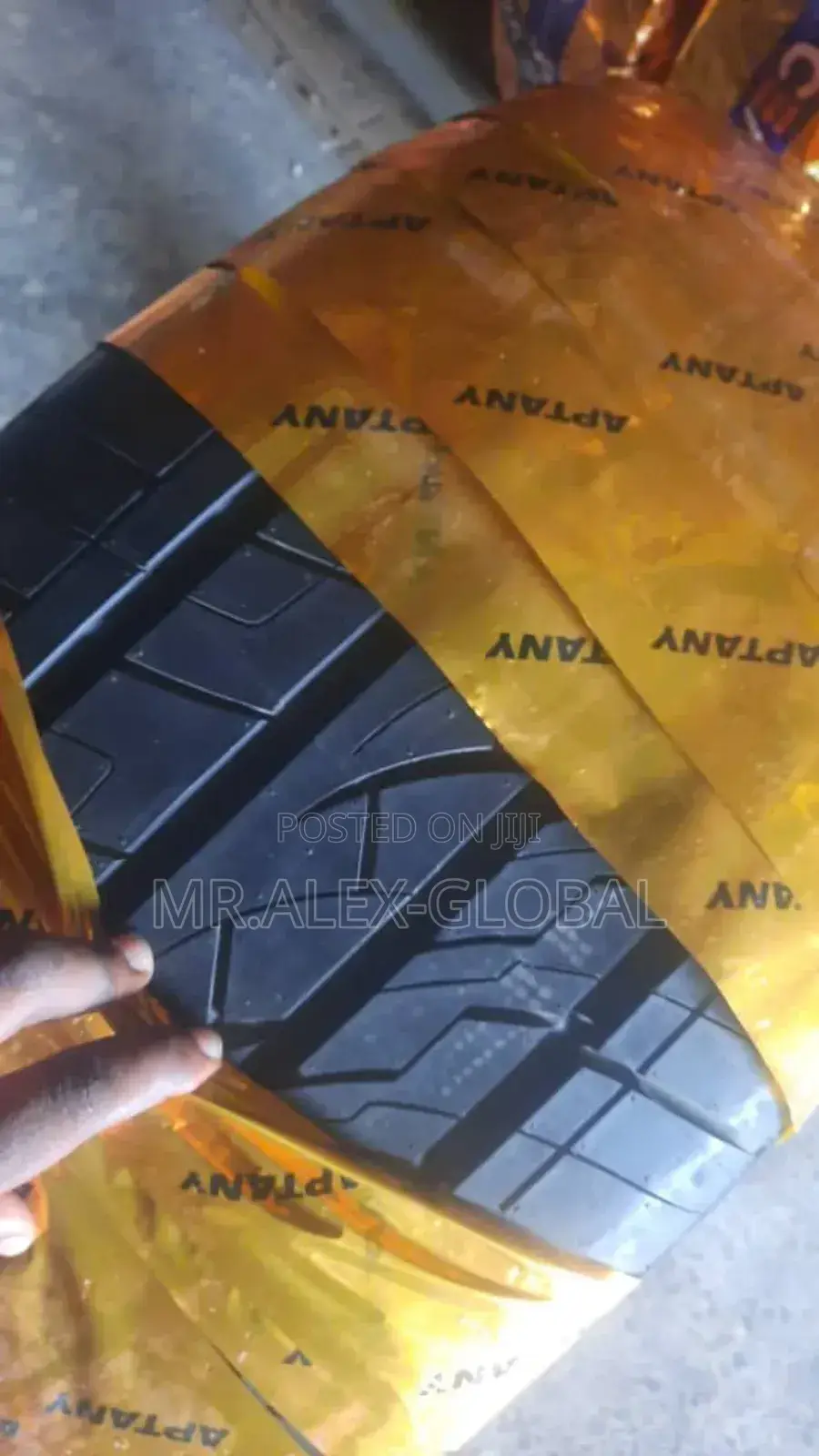 305/30/26 Tires Durun