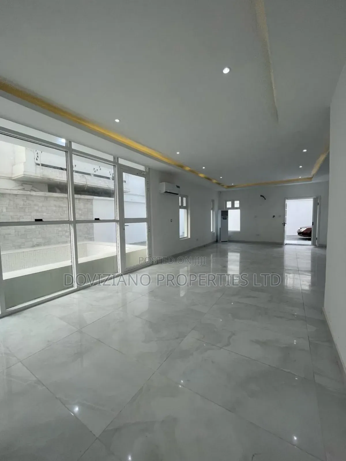 Furnished 4bdrm Duplex in Banana Island for sale