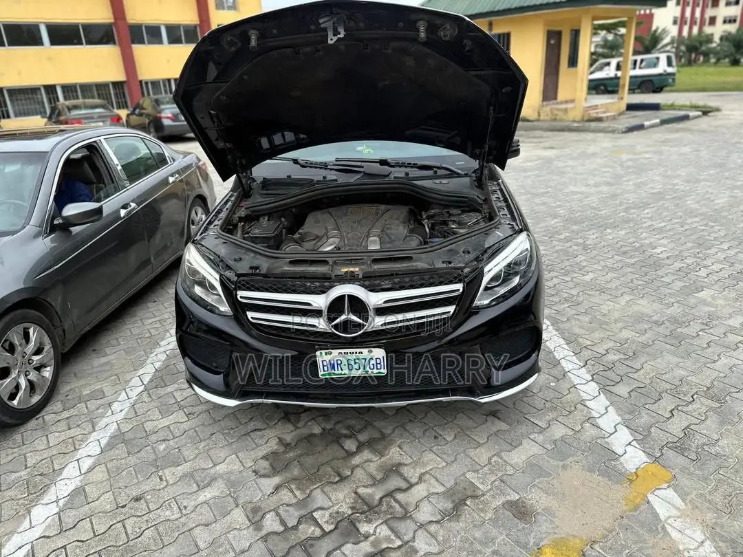 Mercedes-Benz GLE-Class 2016 Black