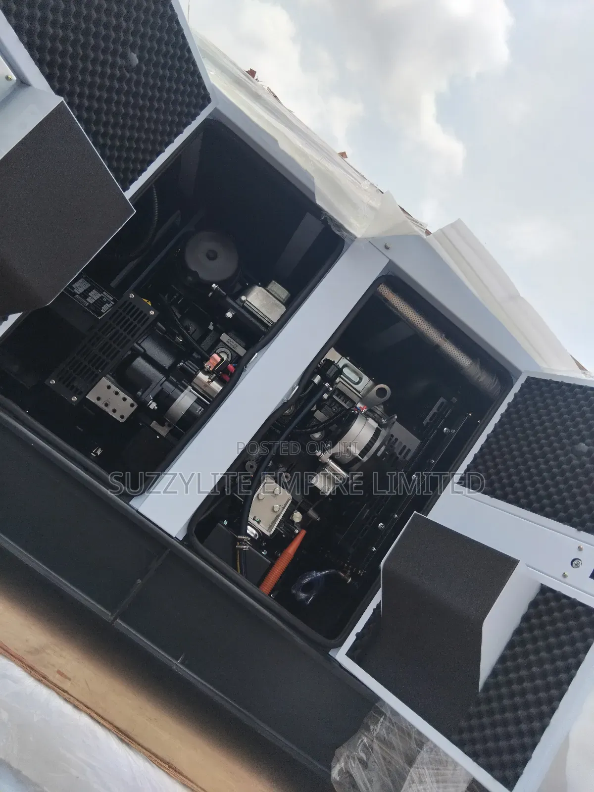 50kva Uk Soundproof Noiseless Perkins 100% Copper Generator