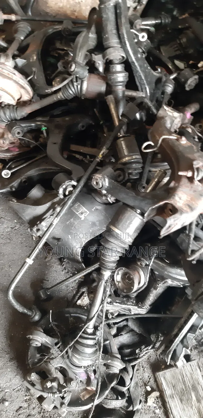 Land Rover Range Rover Front and Back Lower Arms 2010 Model