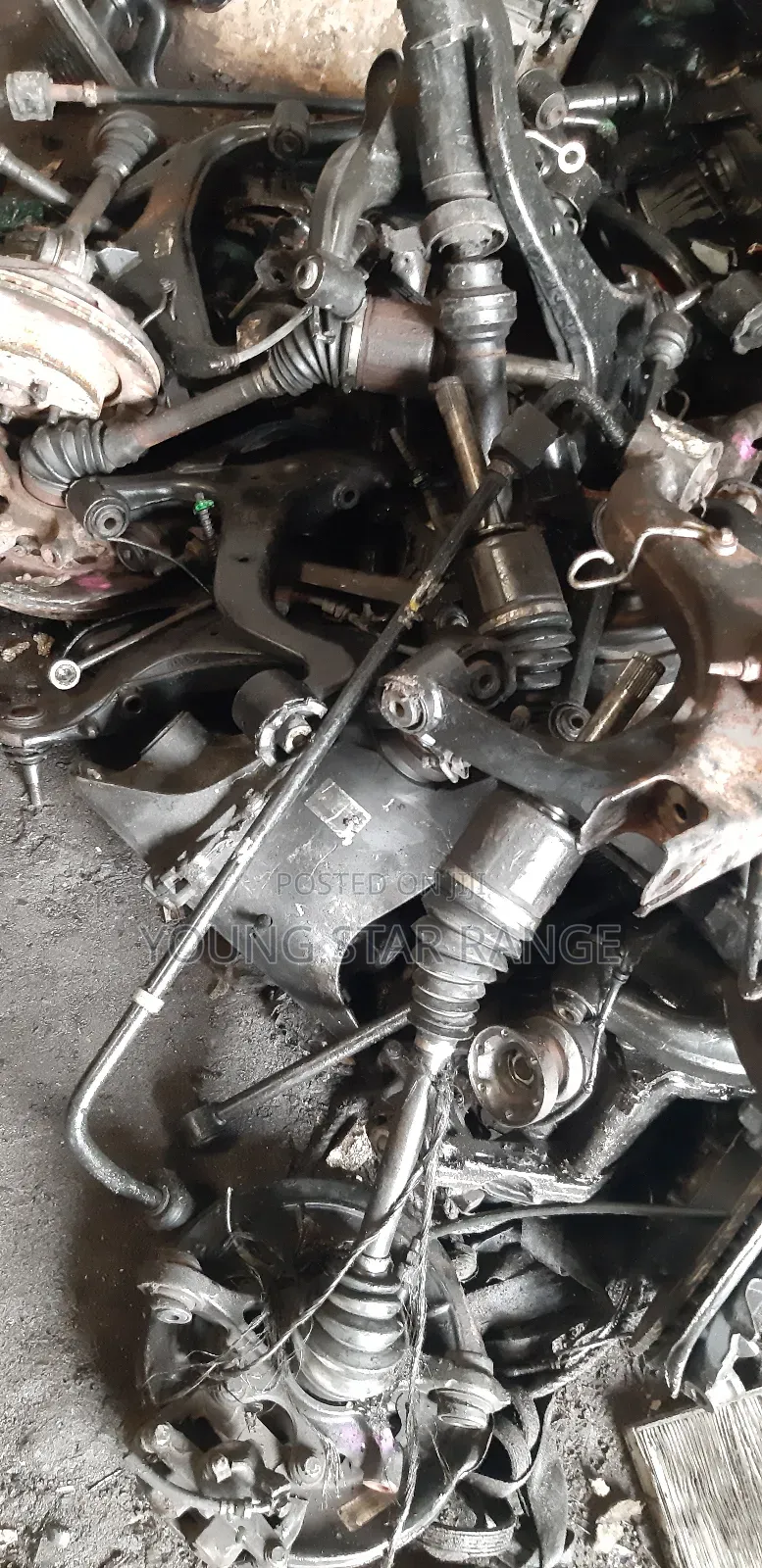 Land Rover Range Rover Front and Back Lower Arms 2010 Model