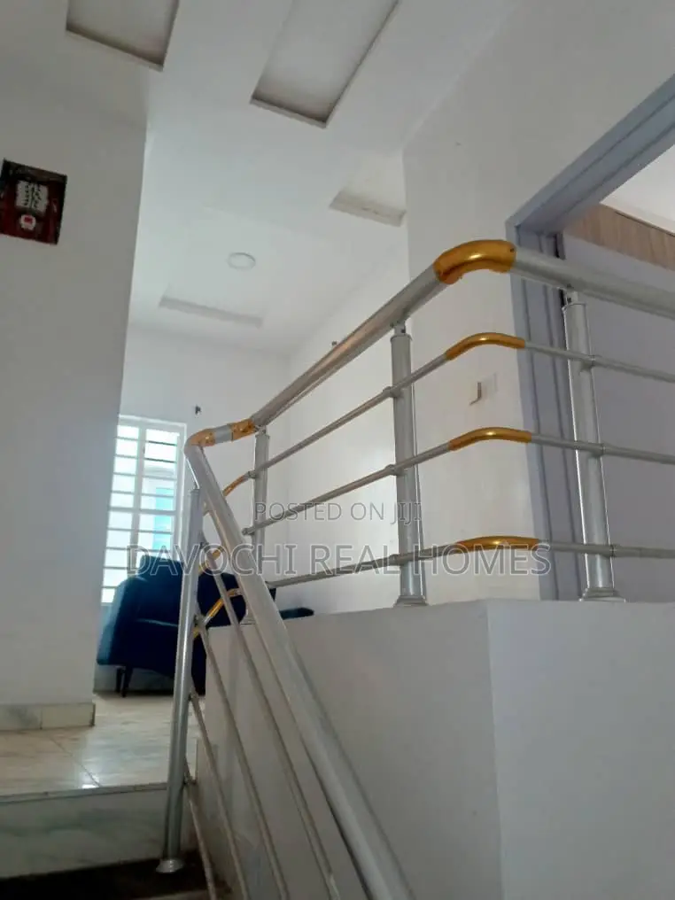 4bdrm Duplex in Lekki Conservative, Chevron for rent