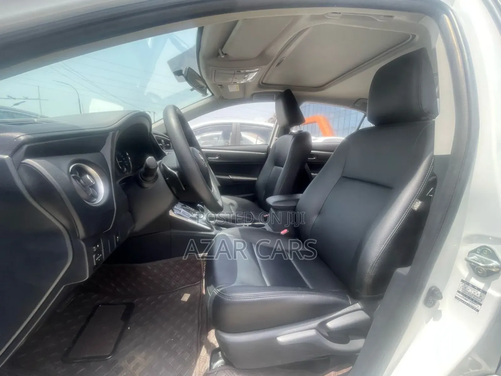 Toyota Corolla 2019 White