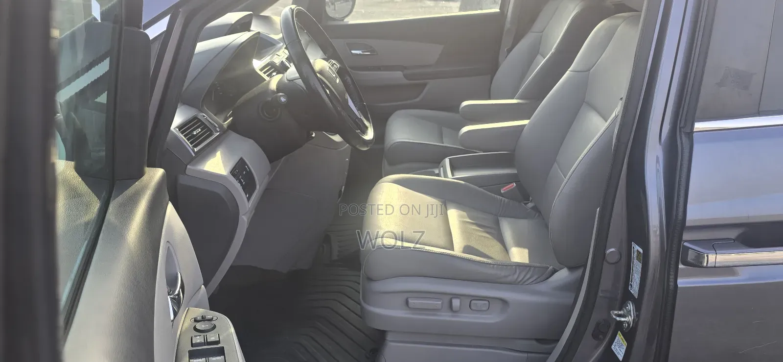 Honda Odyssey EX-L 4dr Minivan w/Navigation (3.5L 6cyl 6A) 2014 Gray