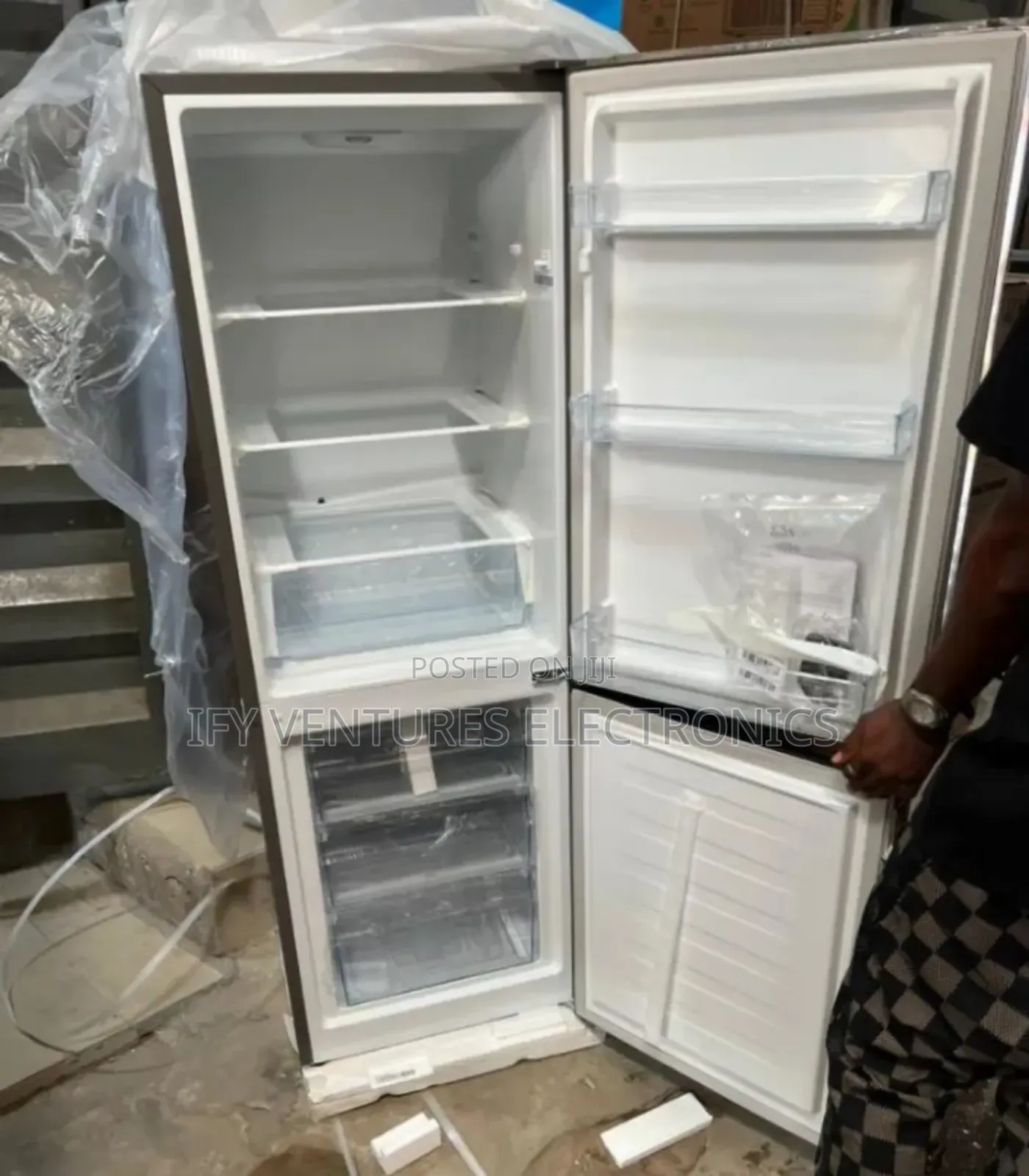225 Liters Hisense Bottom Freezer Refrigerator