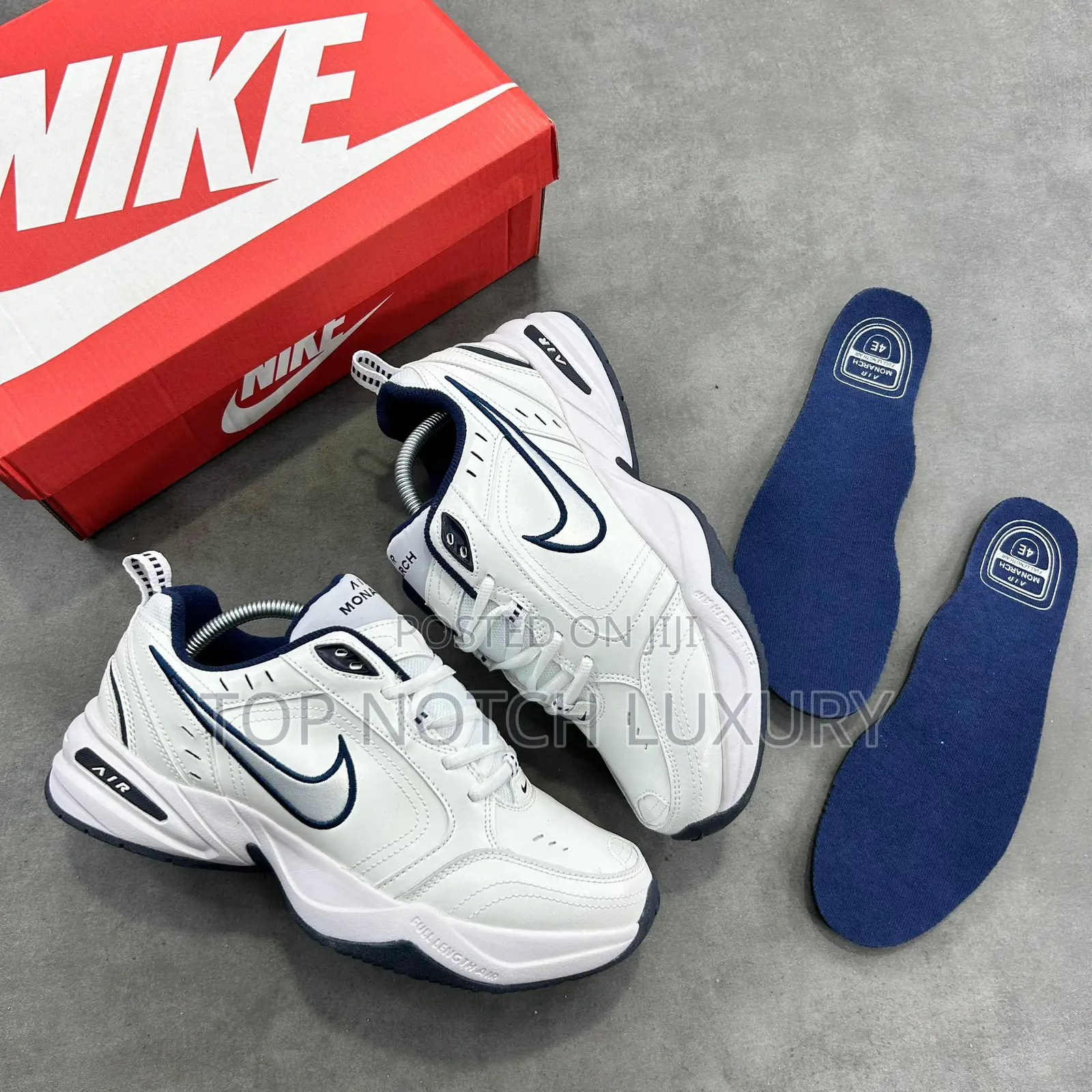 New Nike Air Monarch Iv Cross Trainer SNKS Unisex