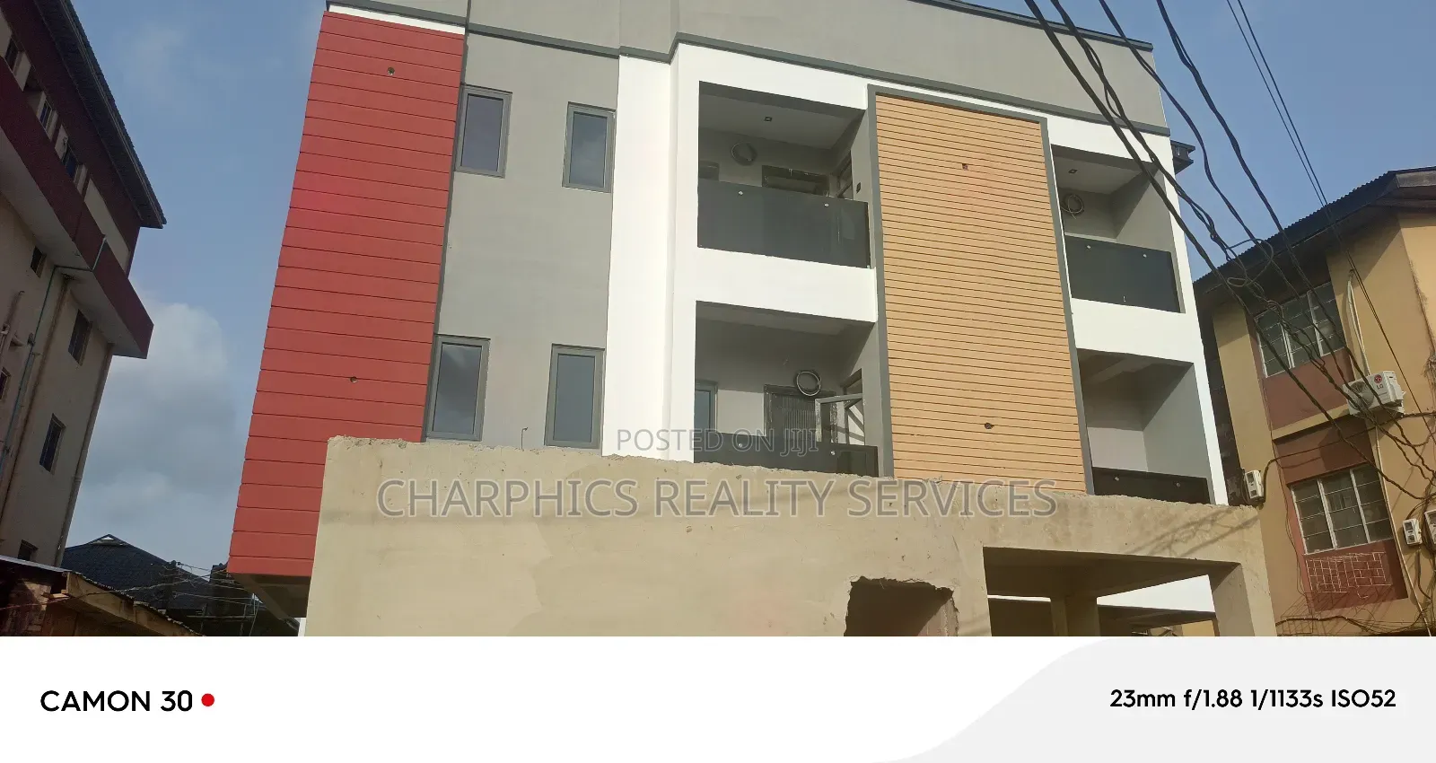 Mini Flat in Mende for sale