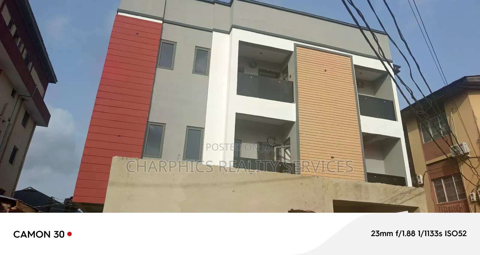 Mini Flat in Mende for sale