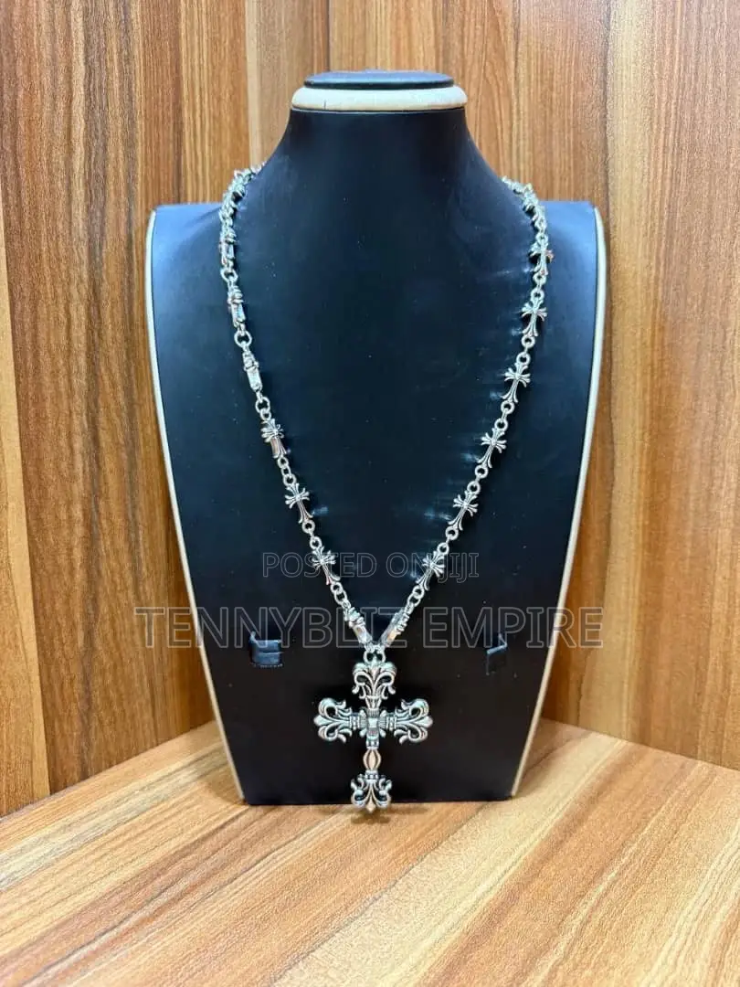 Genuine Quality Simple Necklace