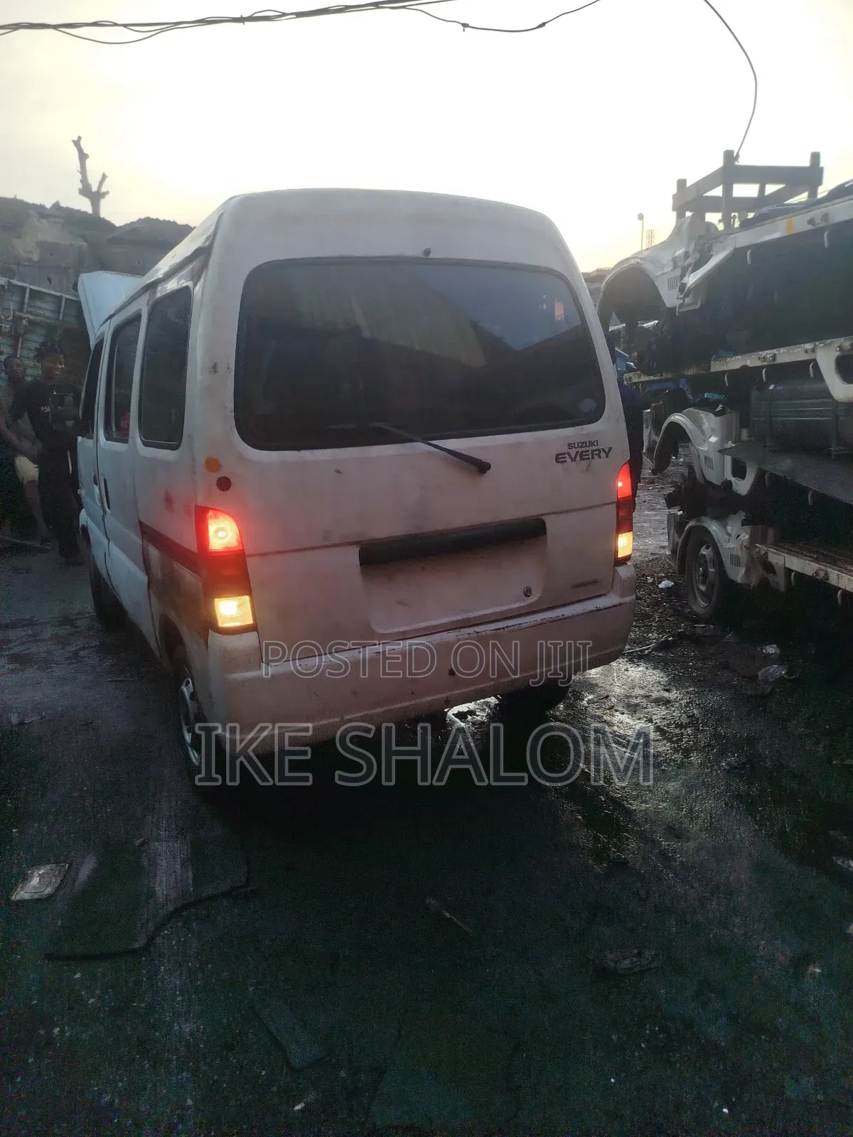 Suzuki Every 2010 White