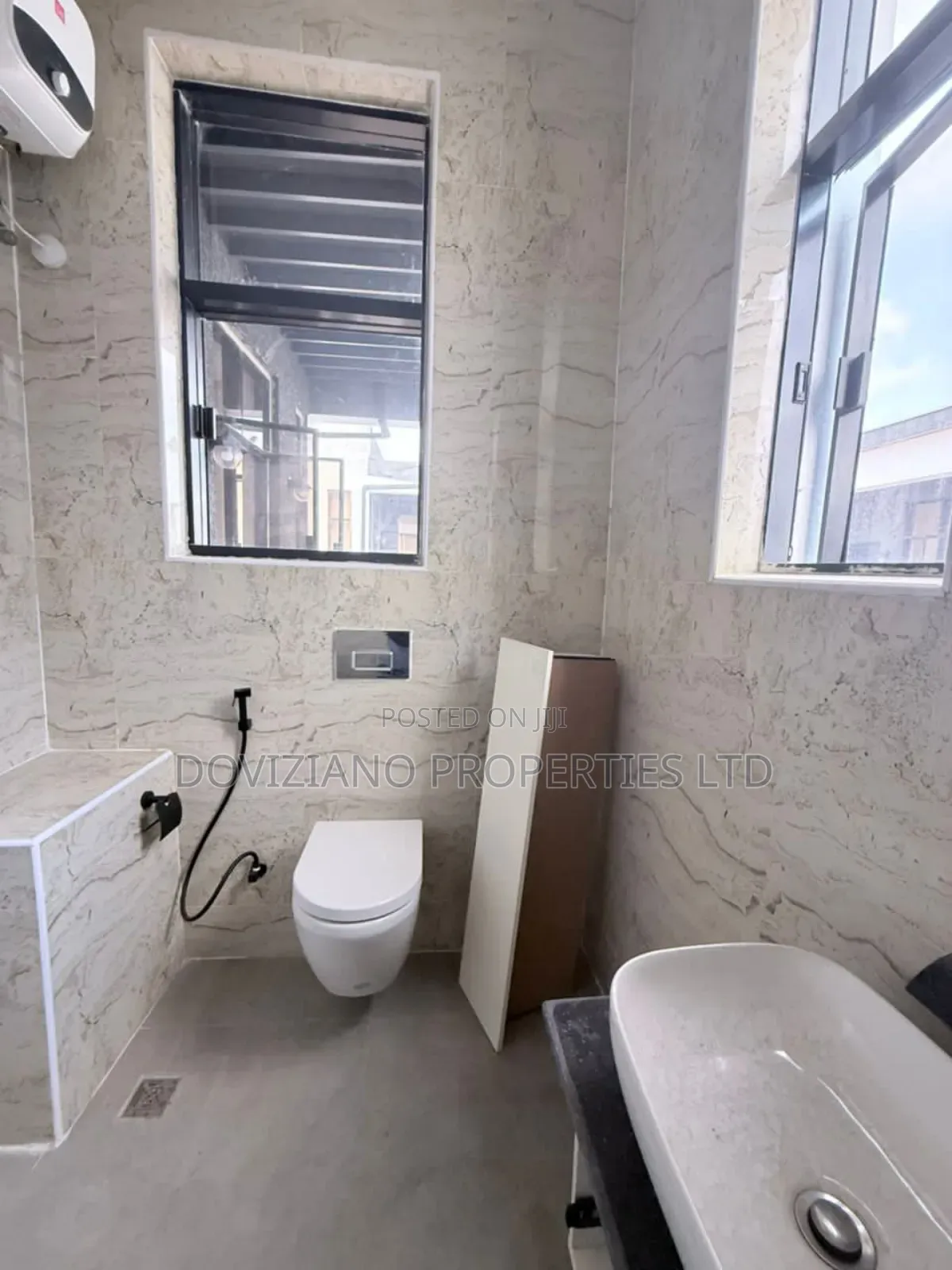 4bdrm Duplex in Ahmadu Bello Way for rent