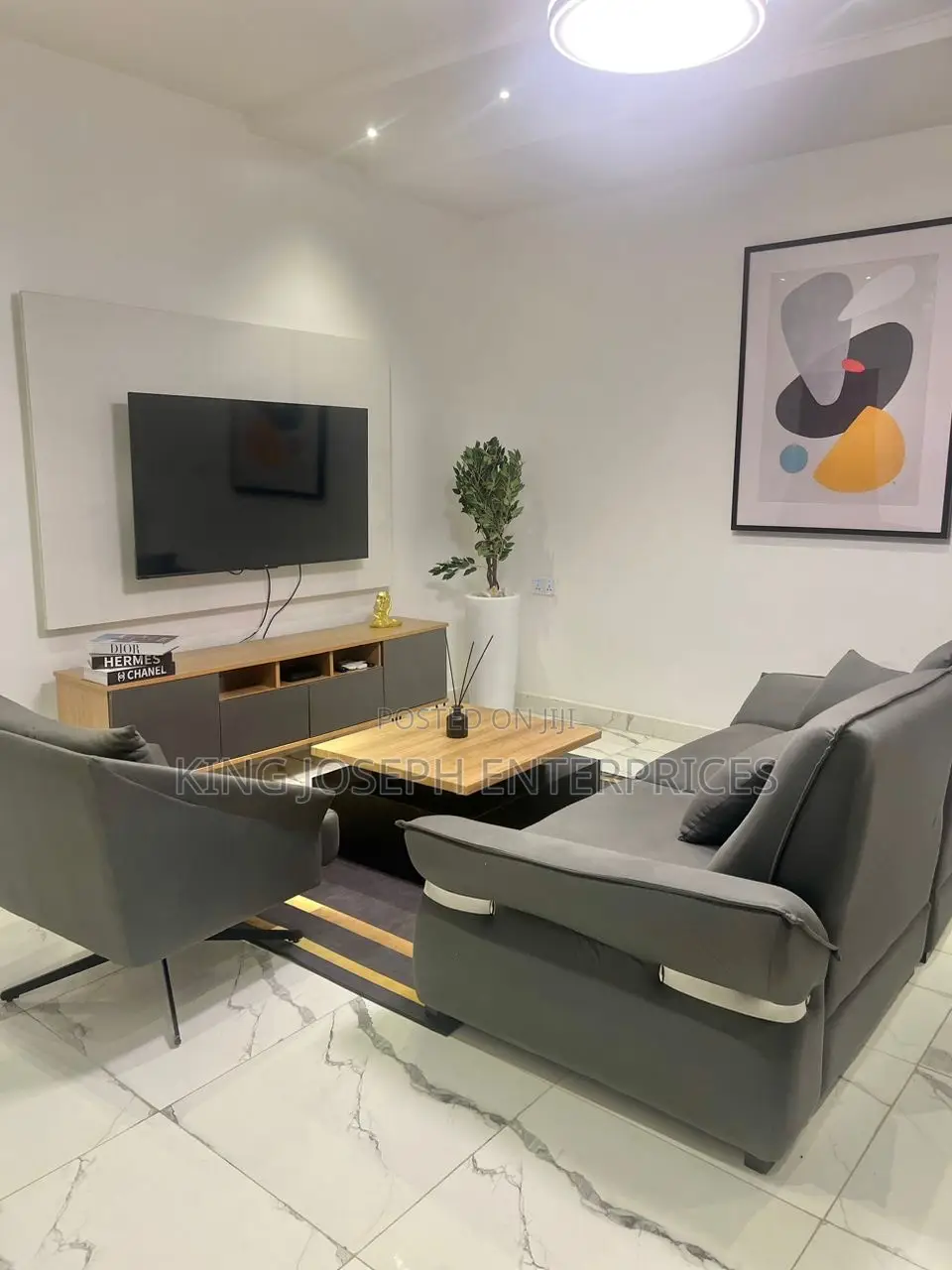 Luxury 1bedroom Katampe
