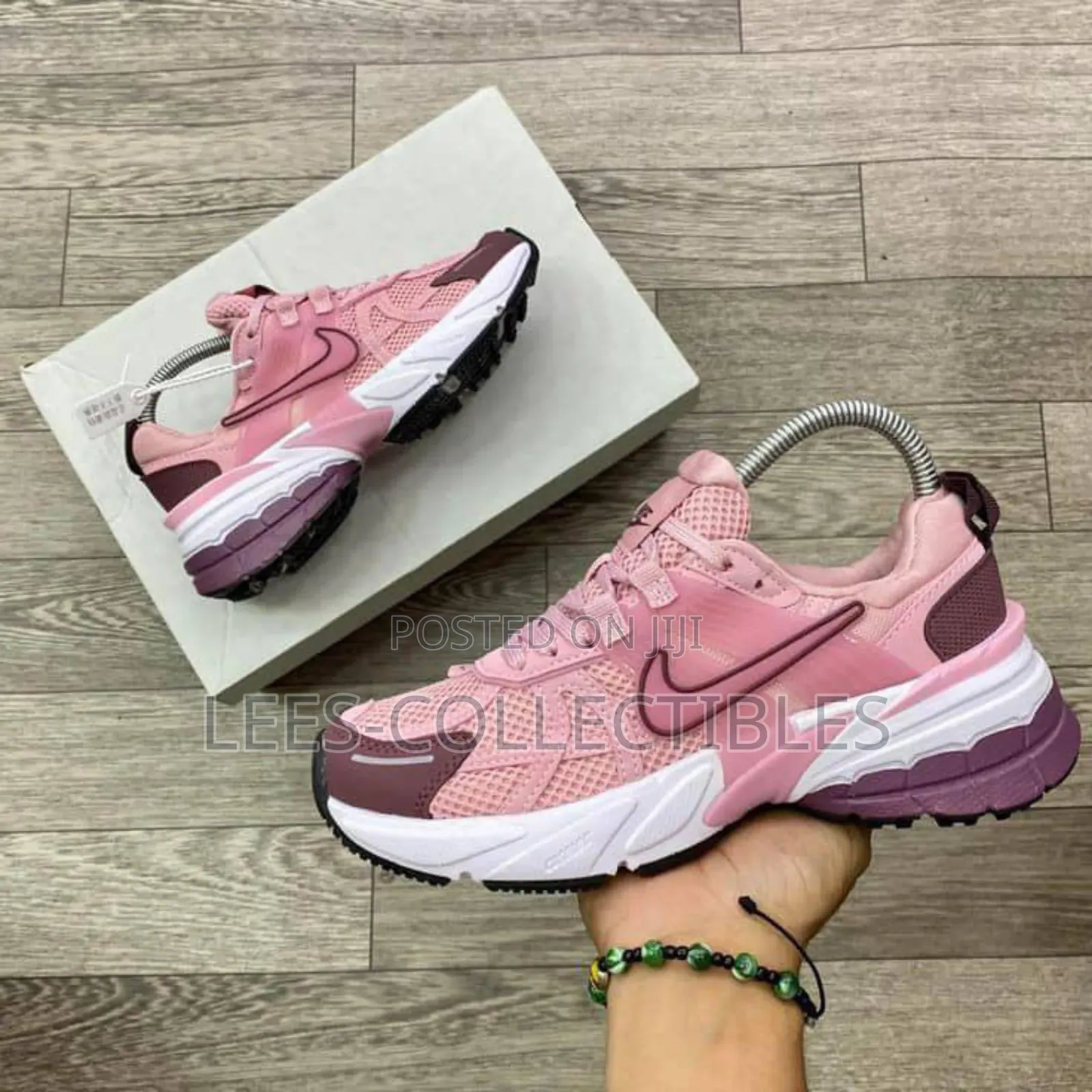 Best Quality Pink Nike React Sneakers